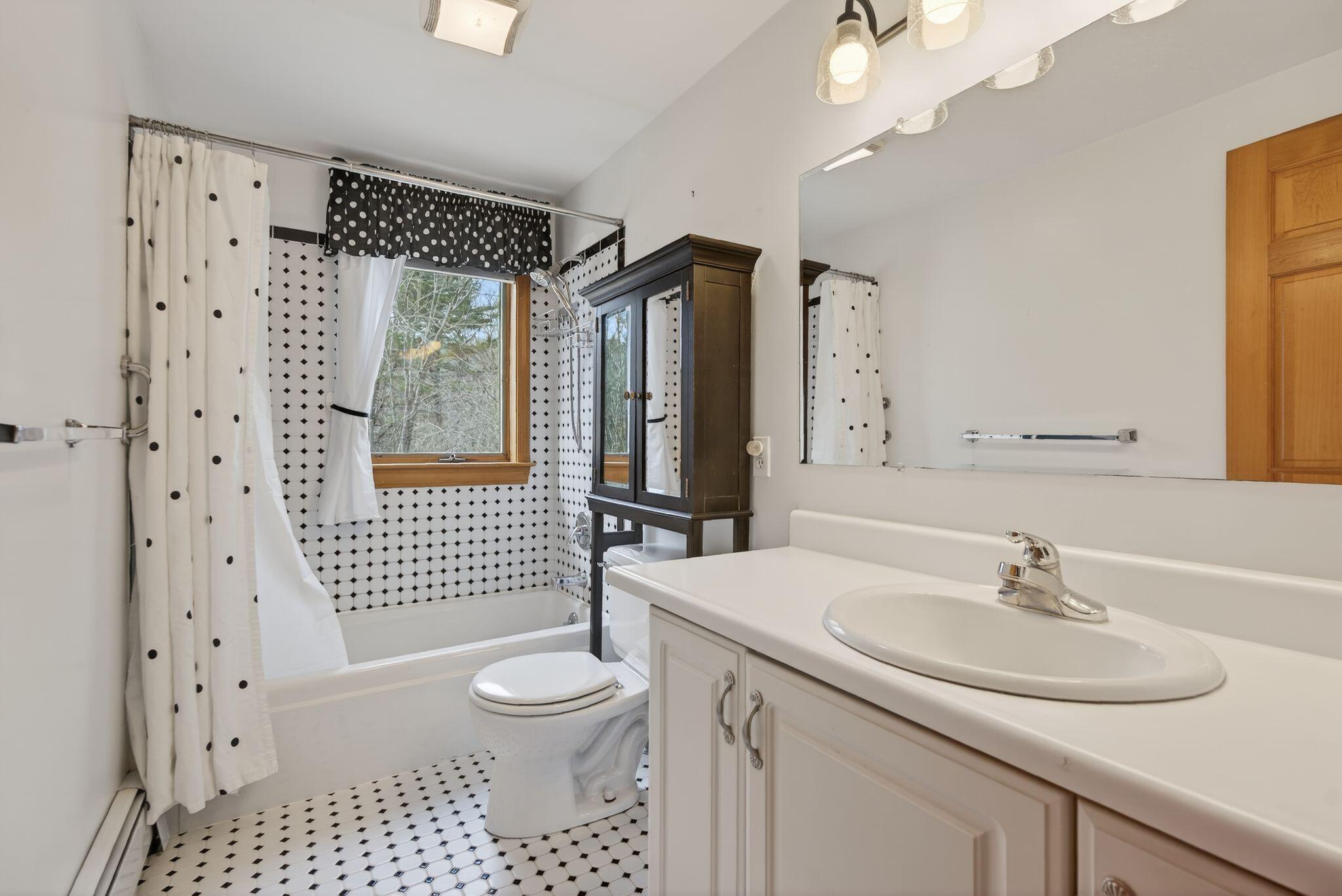 63 Youngs Lane, Phippsburg, ME, 04562