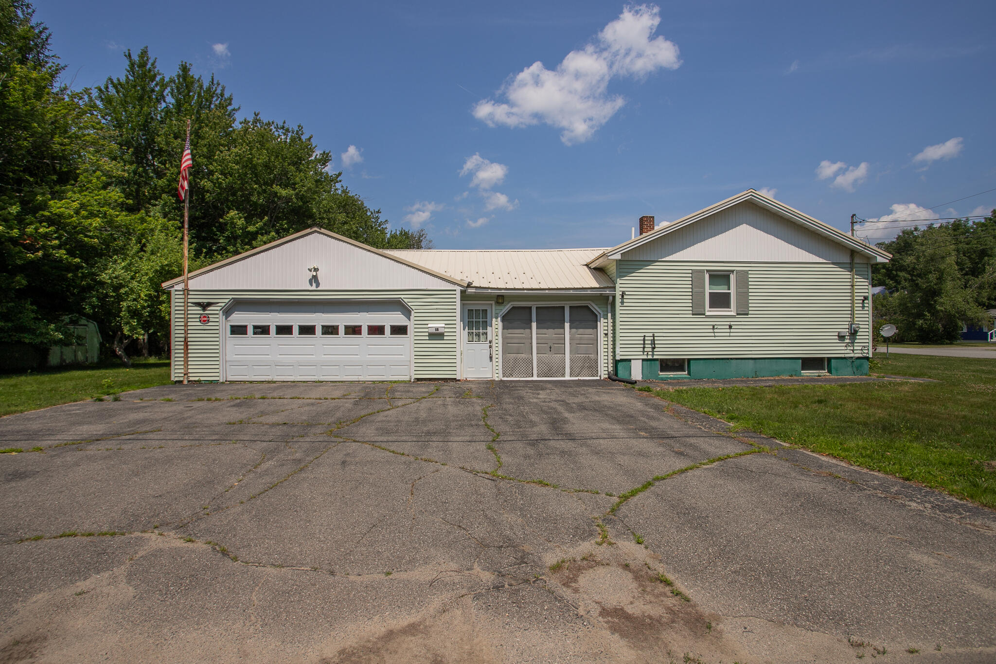 <p>Our Listings</p>