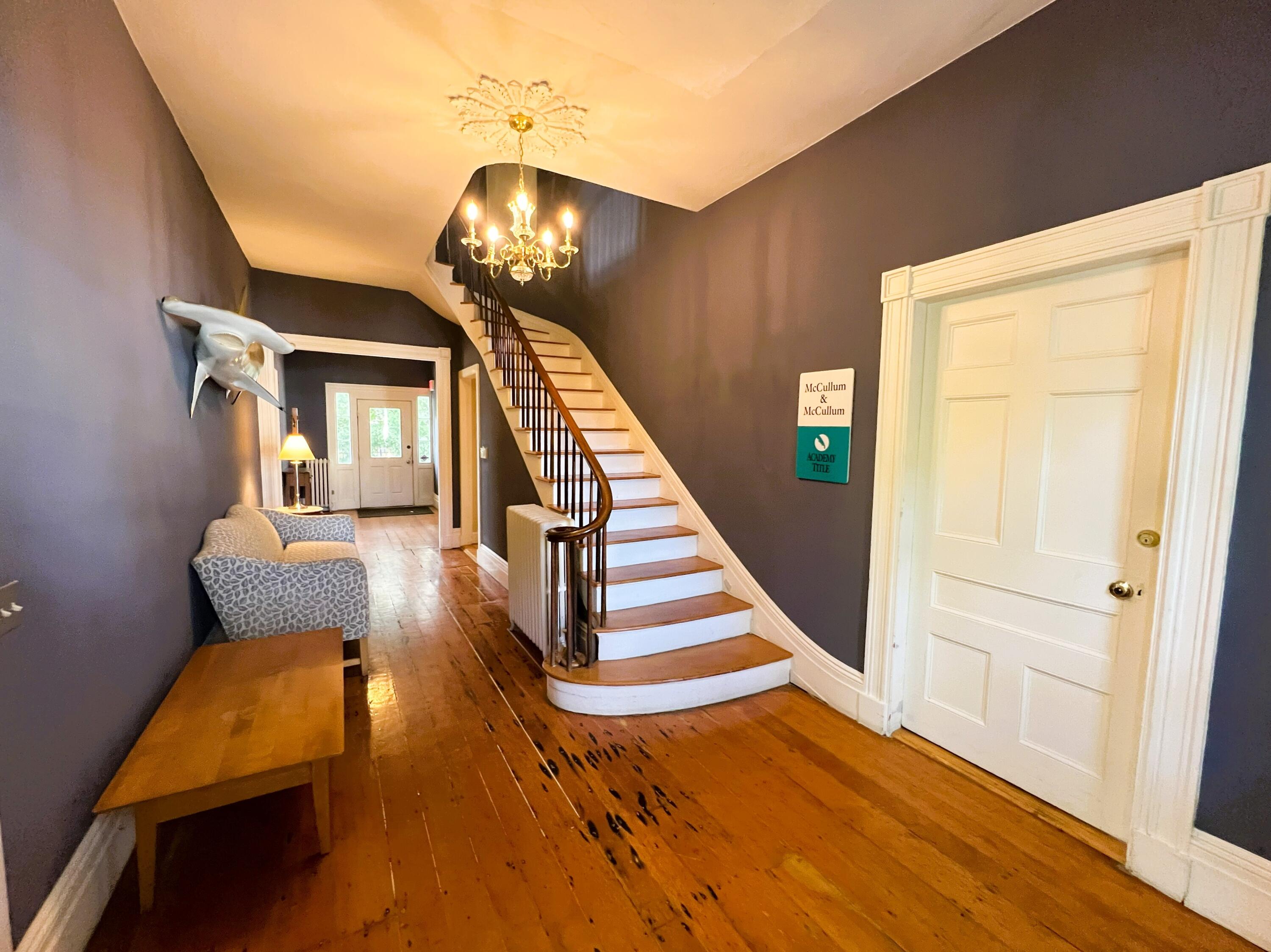 8 Crosby Street, Augusta, ME, 04330