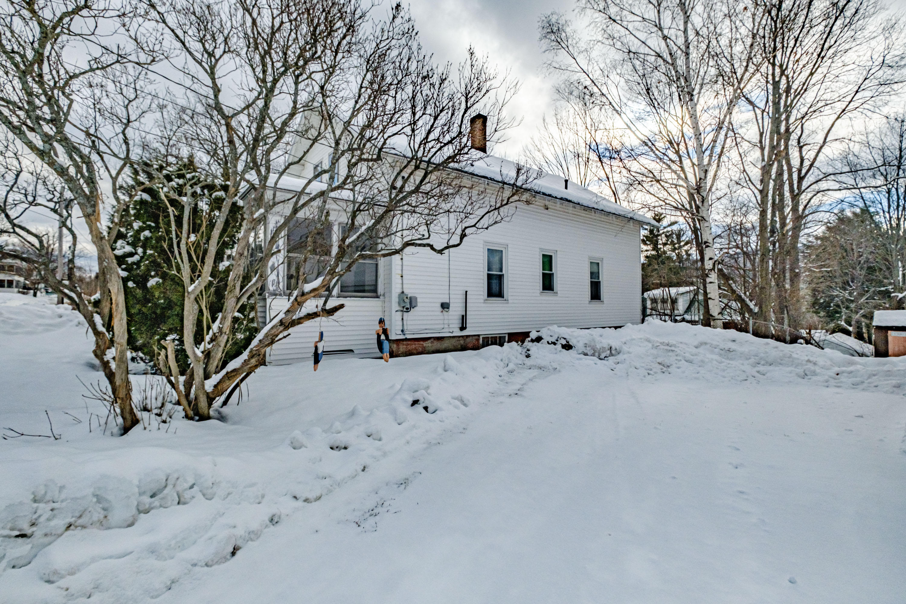 435 Knox Street, Rumford, ME, 04276-2109