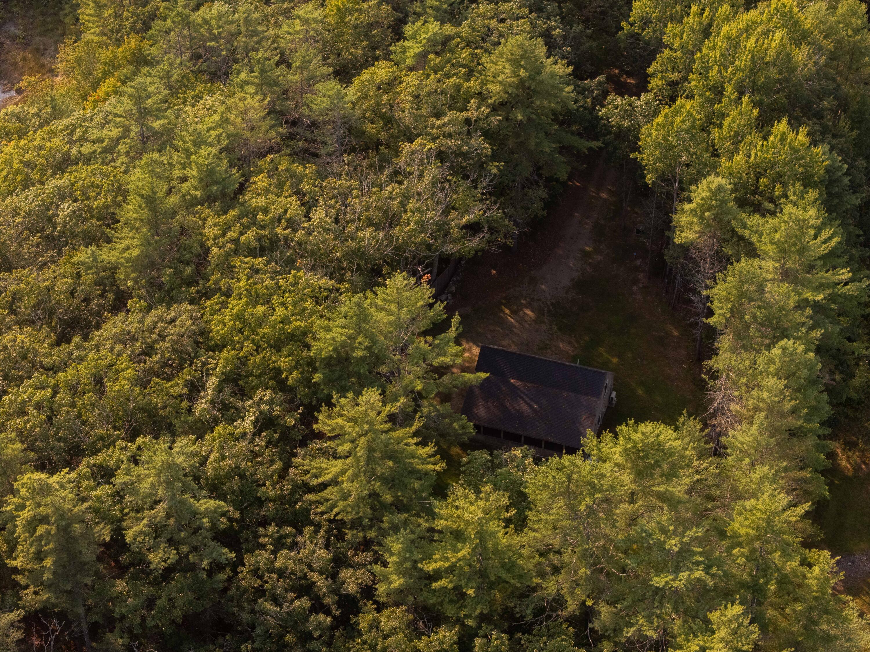 320 Hinks Rd-65