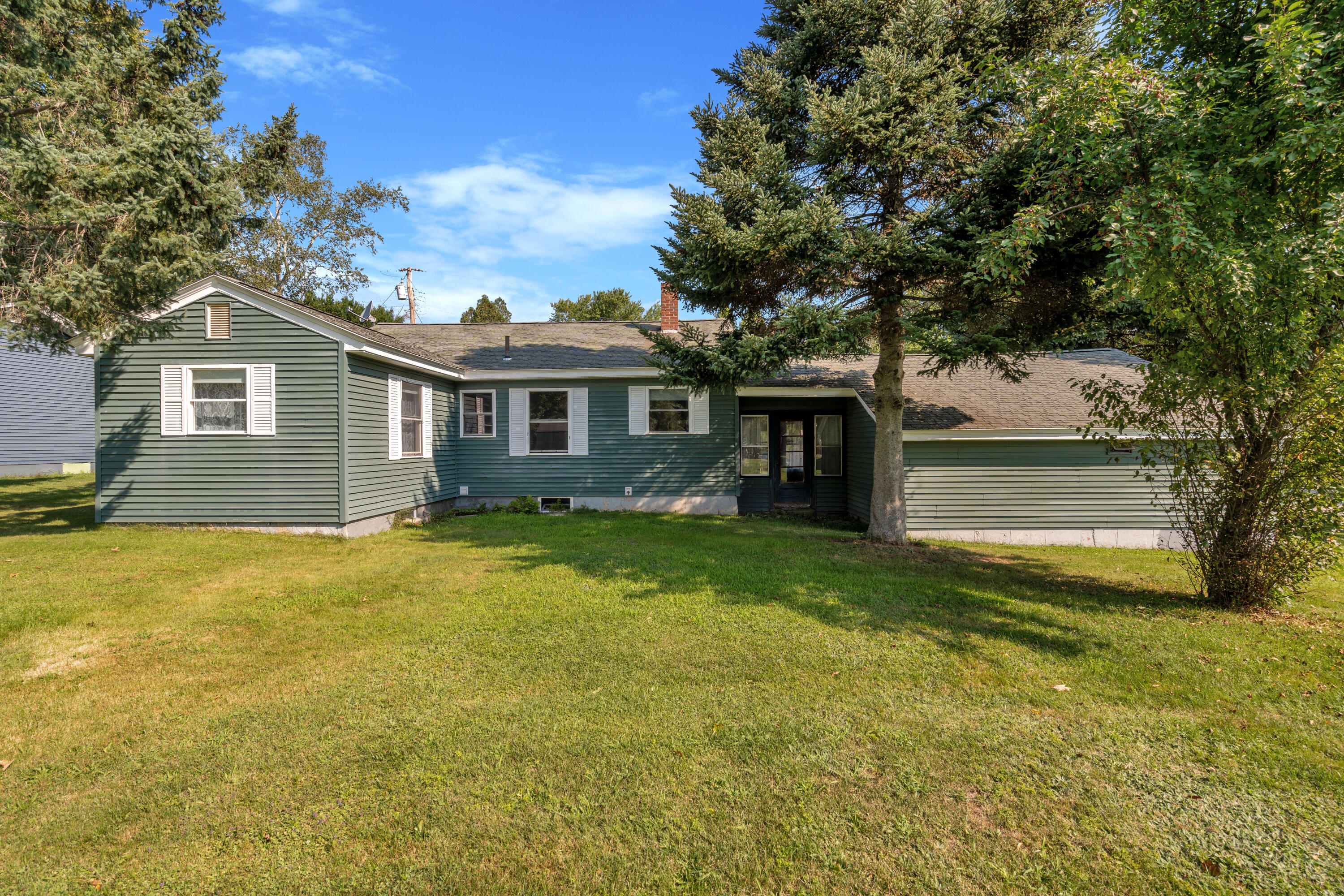 196 Stevens Mill Road, Auburn, ME 04210 Exterior