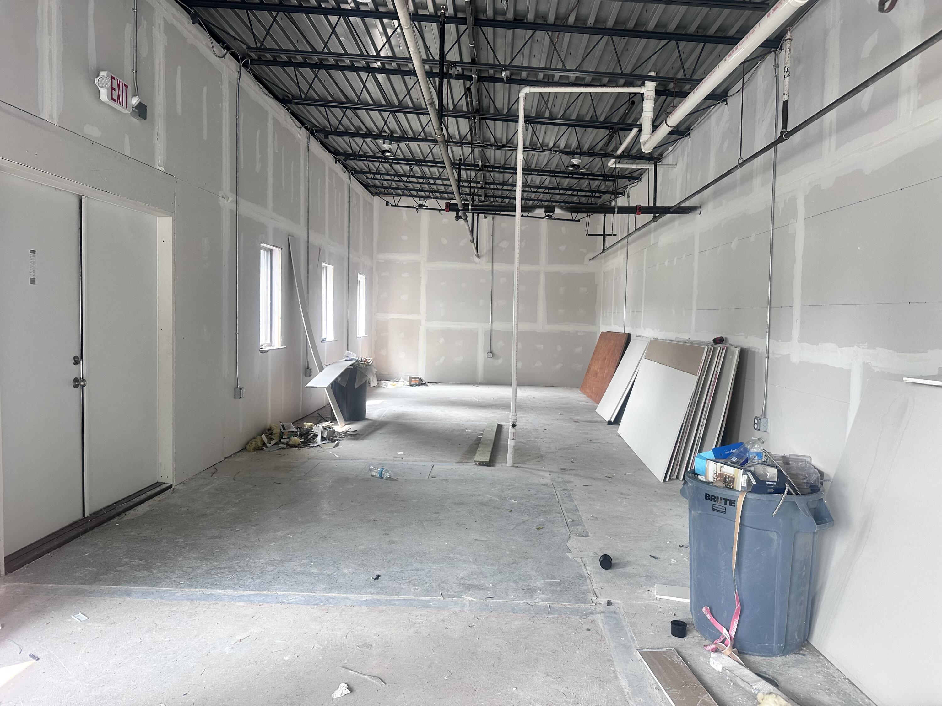 637 Minot Avenue, Auburn, ME, 04210