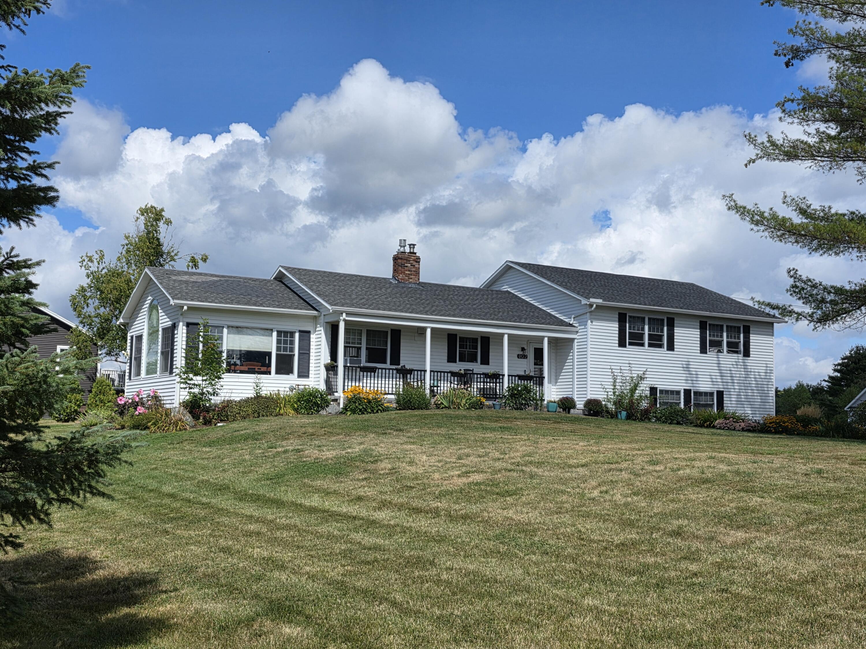 Photo of 802 Mt Hope Avenue Bangor ME 04401