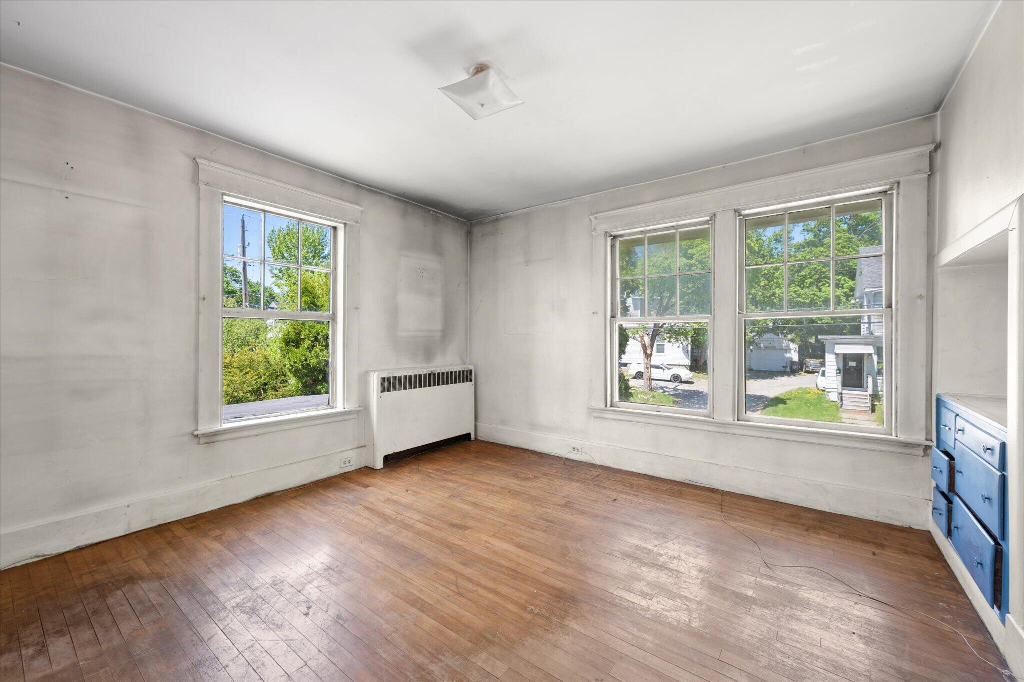 25-Bedroom 2