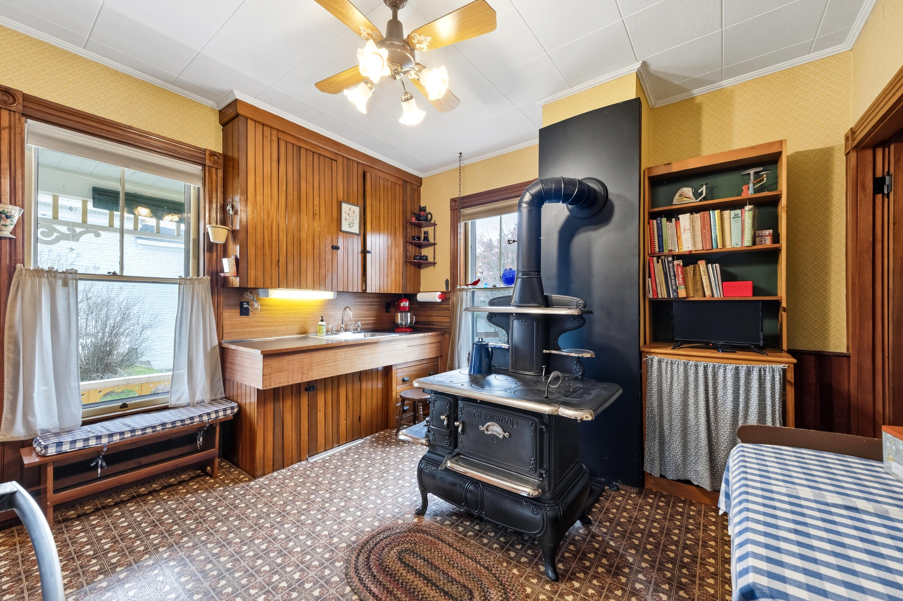 92 N Main Street, Rockland, ME, 04841