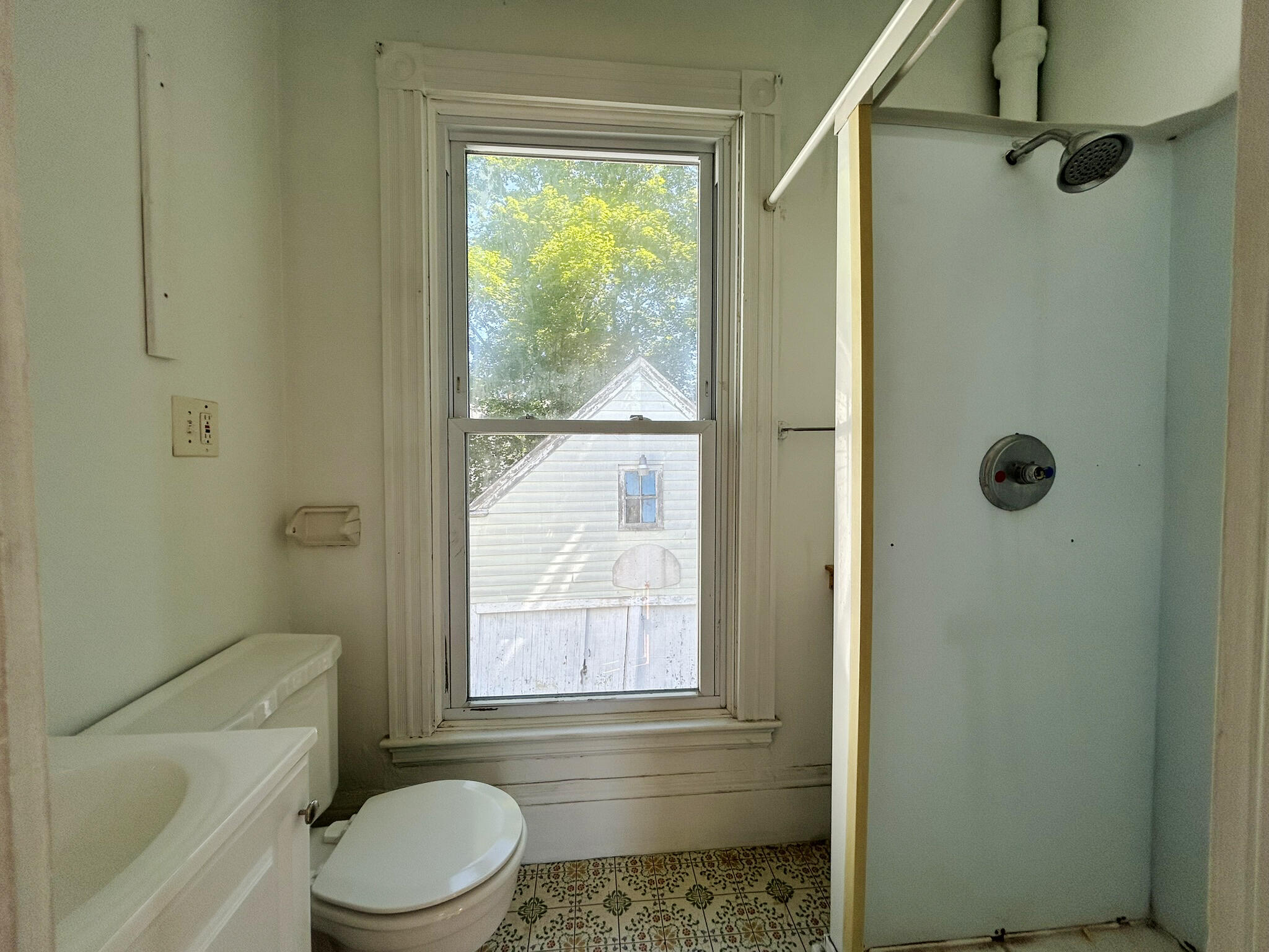 25 Pleasant Avenue, Portland, ME, 04103