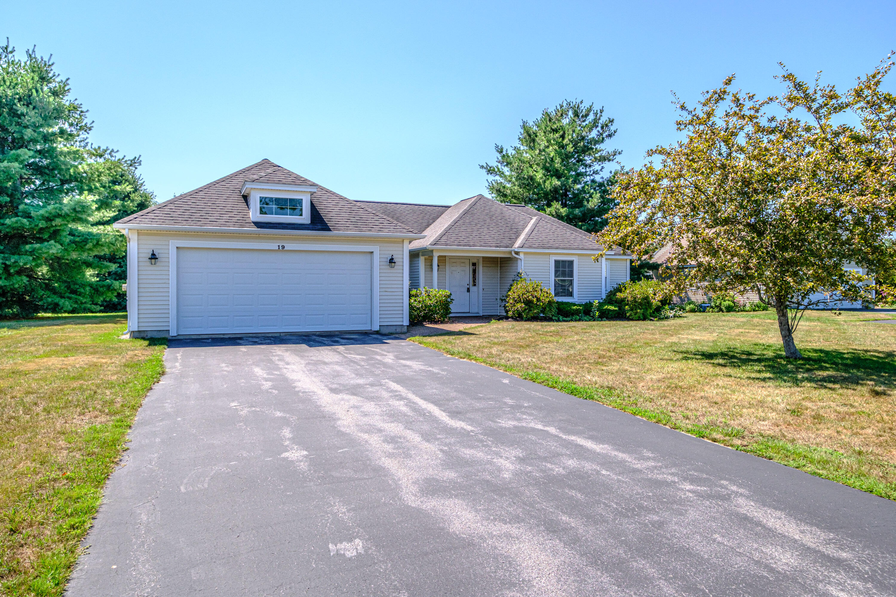Photo of 19 Mulberry Lane Scarborough ME 04074