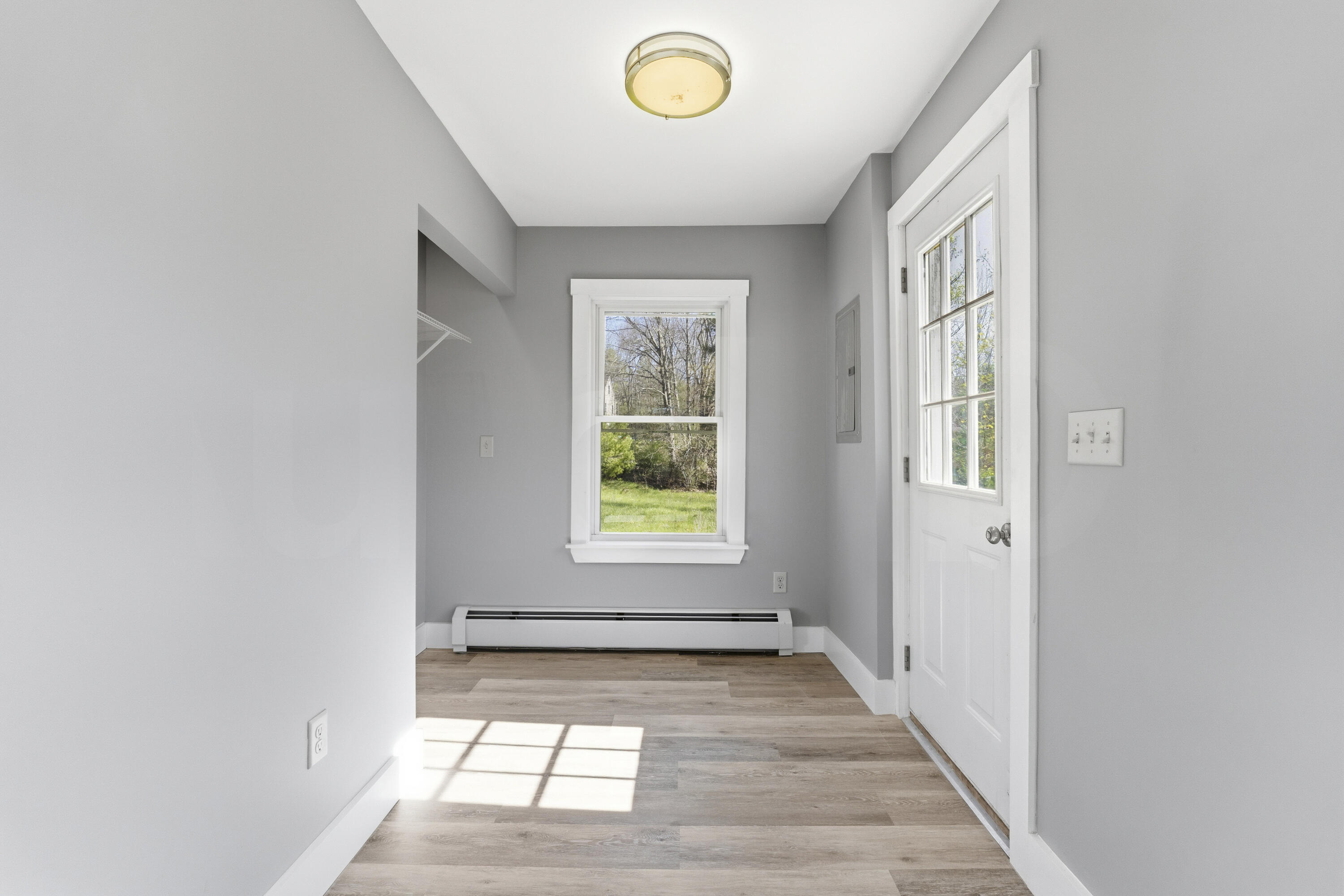 222 River Road, Richmond, ME, 04357