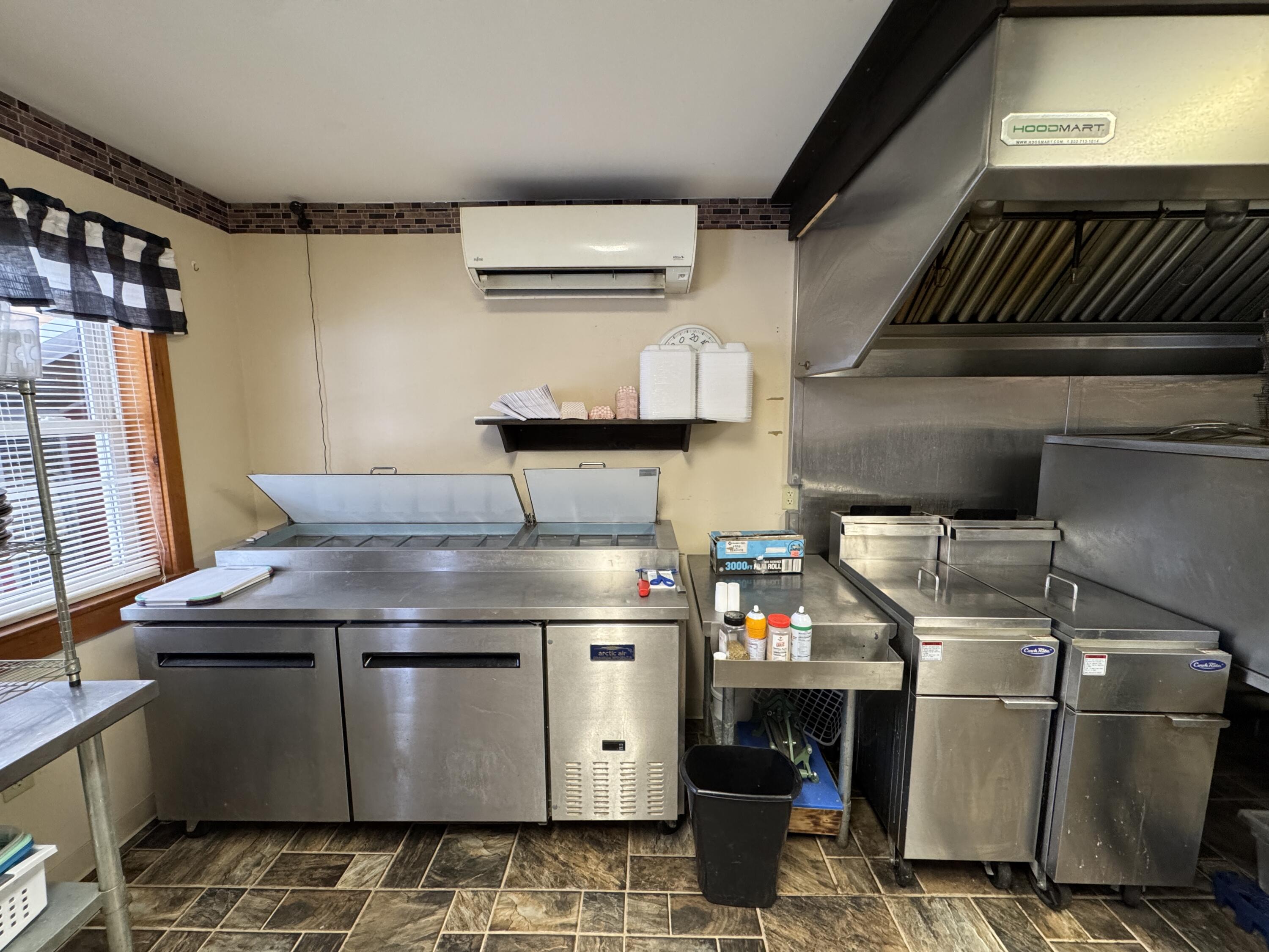 7 Park Street, Springfield, ME, 04487