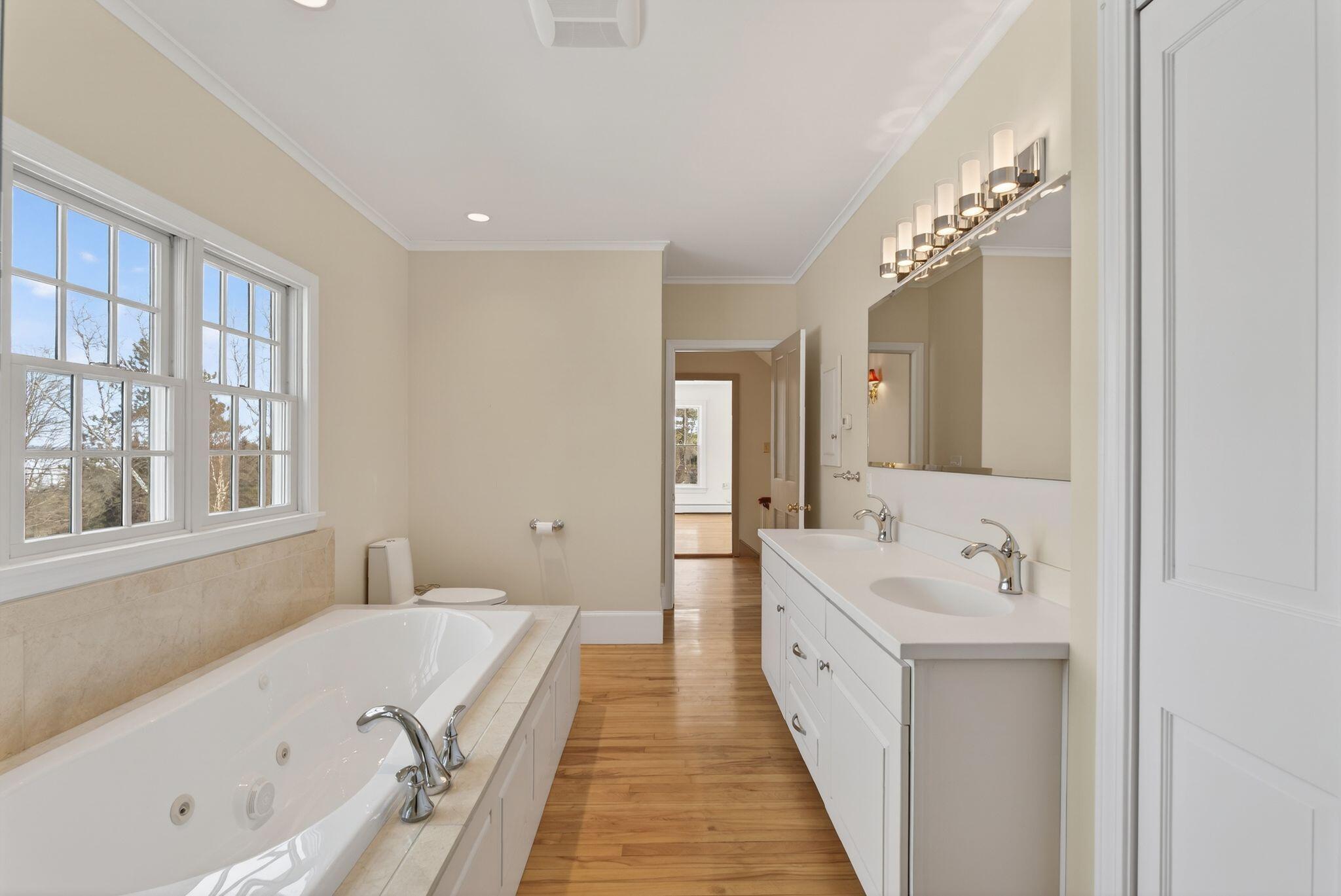 525 W Auburn Road, Auburn, ME, 04210