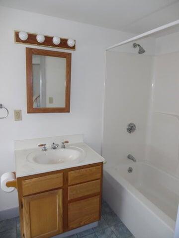 230 Searsport Avenue, Belfast, ME, 04915