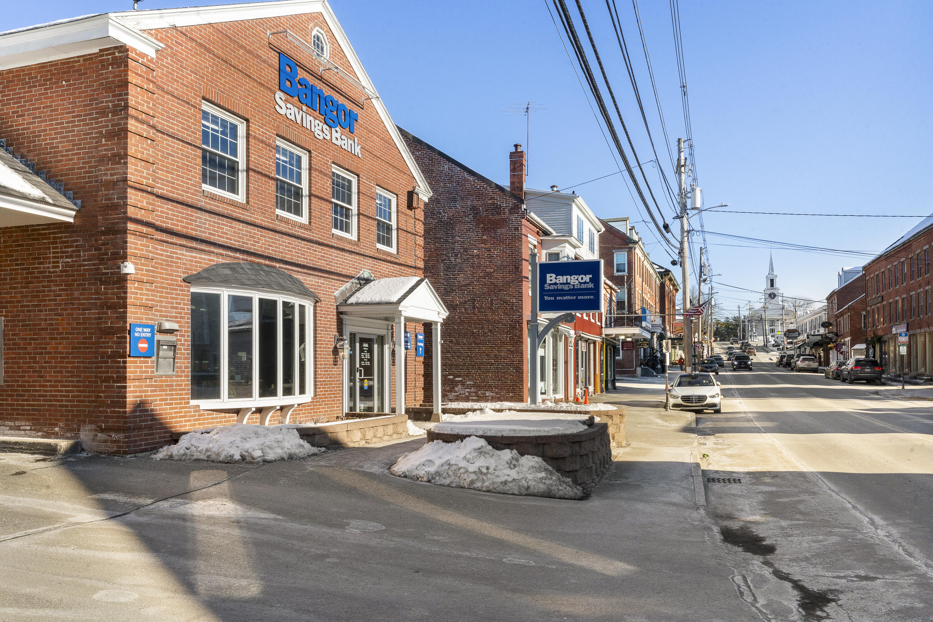 100 Main Street, Damariscotta, ME, 04543