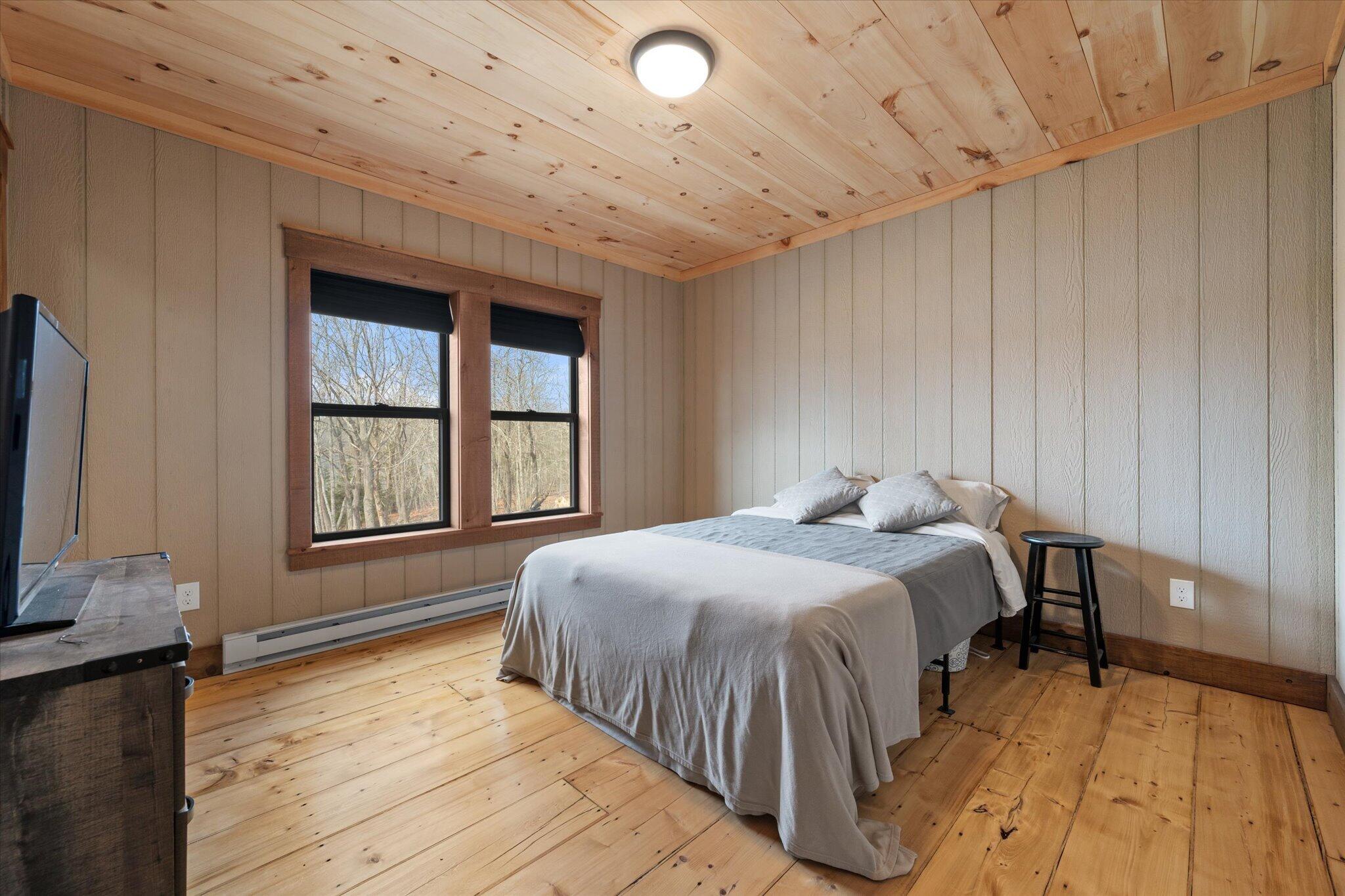 17 Hopkins Lane, Verona Island, ME, 04416