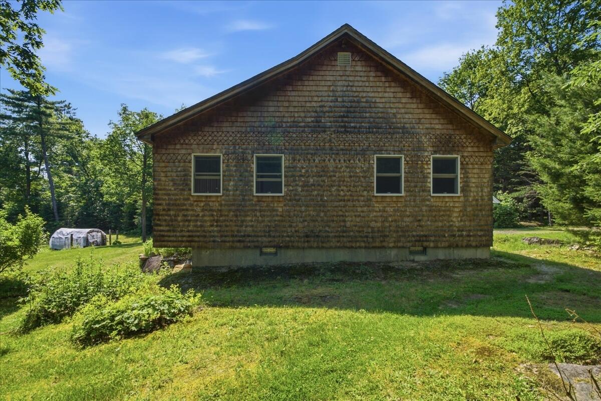 24 Bradeen Road, Sumner, ME 04292 21-DSC04627