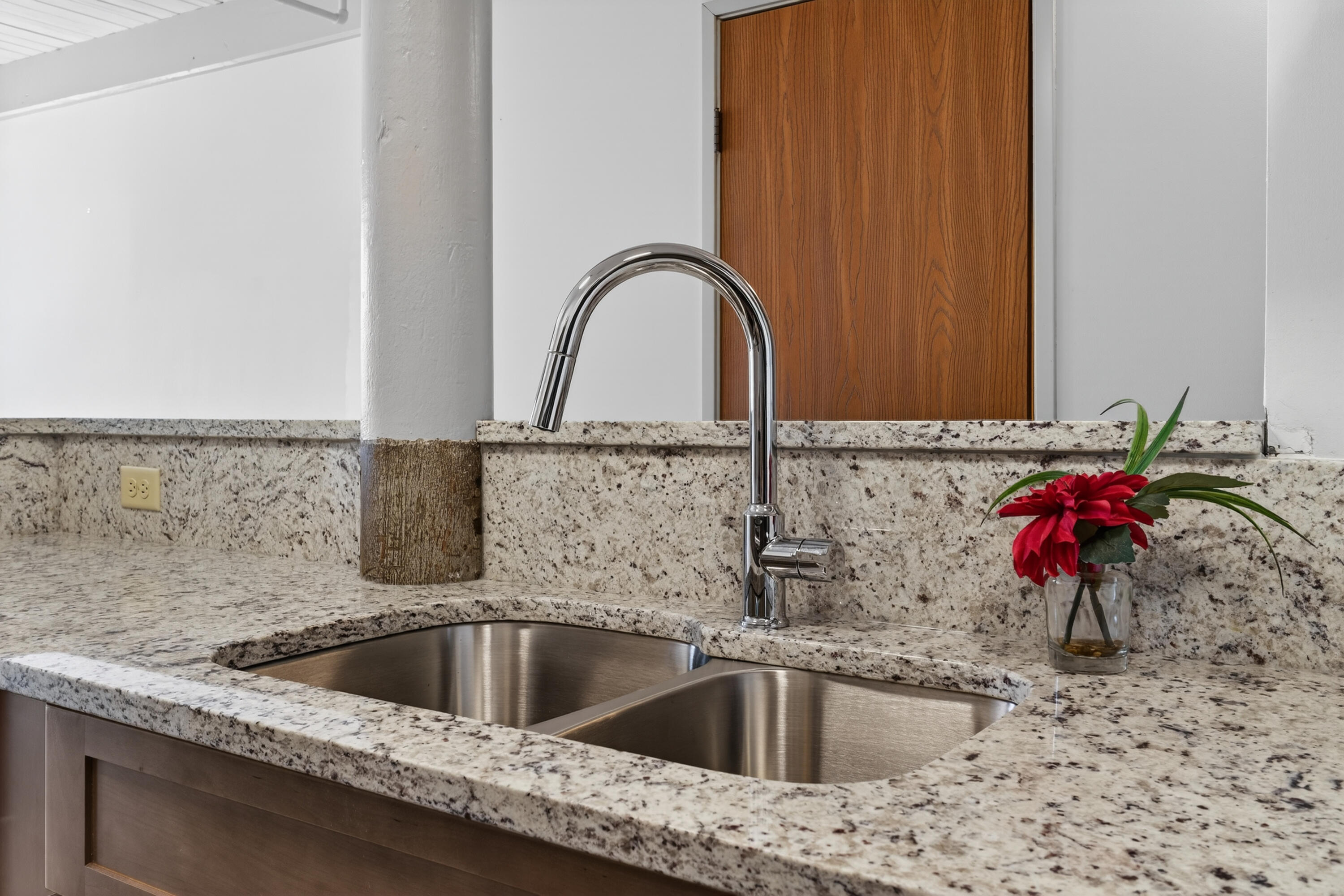 1 Saco Island Terrace UNIT 331, Saco, ME, 04072