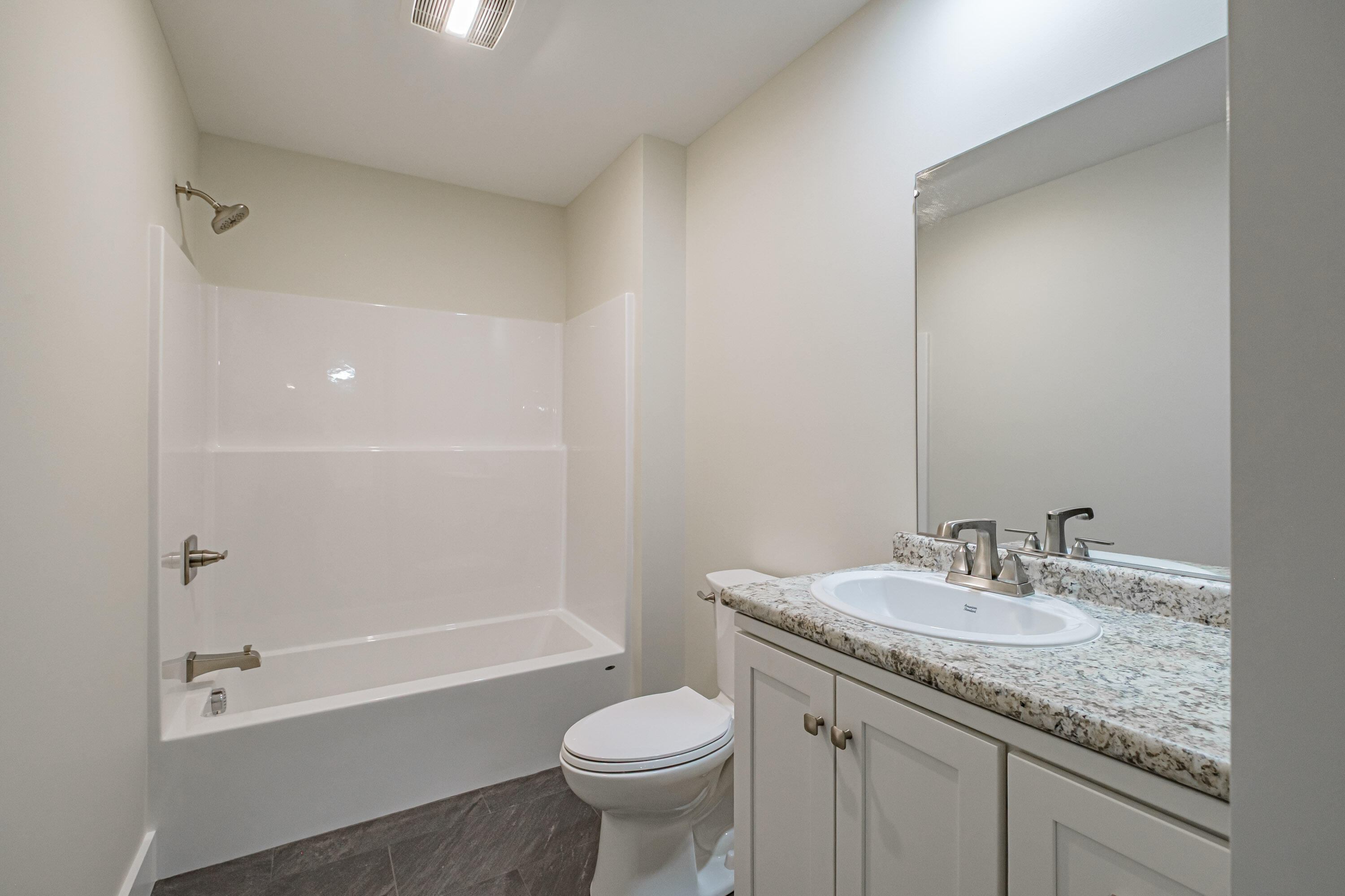 4 Lochview Drive, Lewiston, ME, 04240