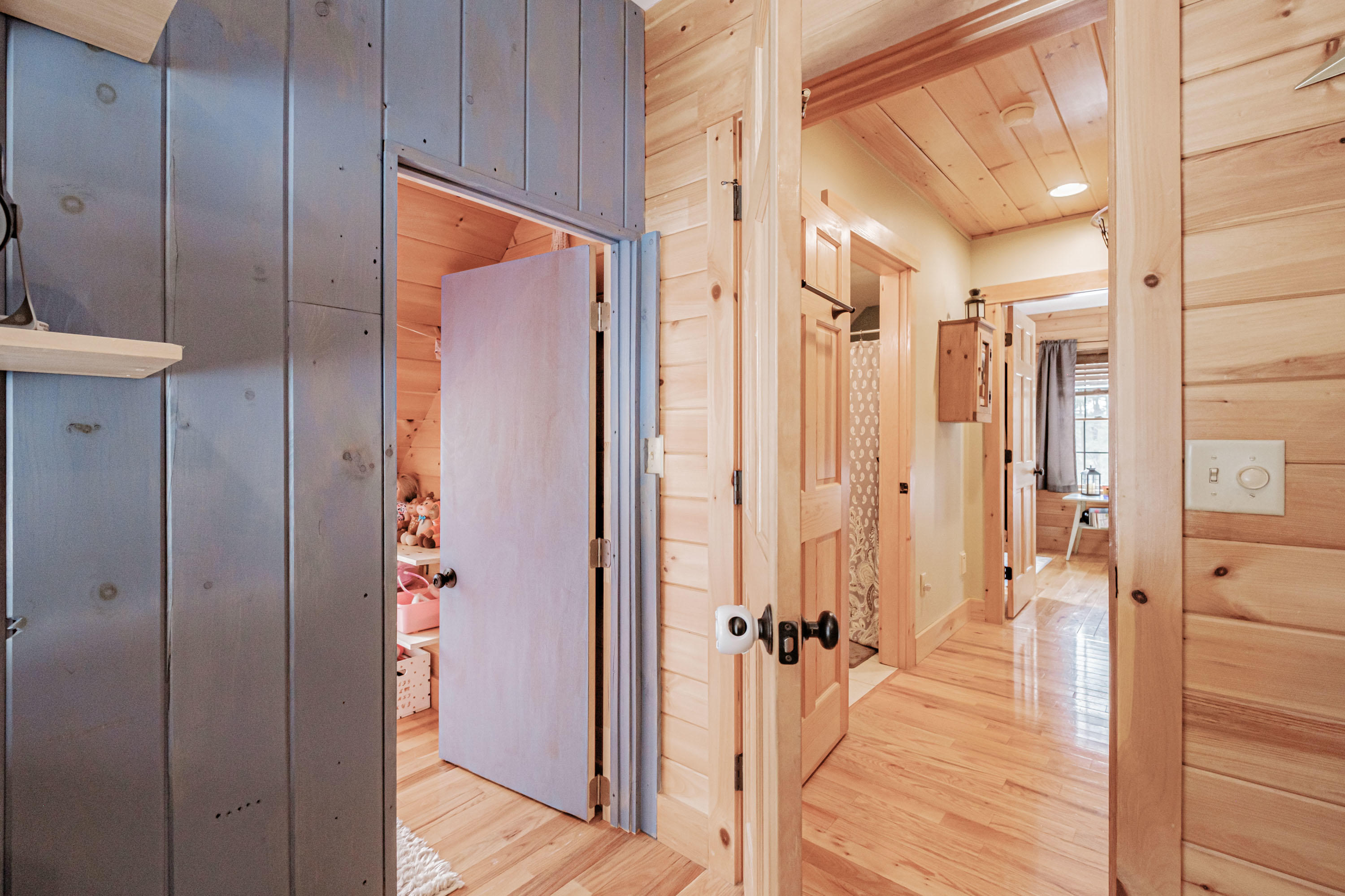 6 Gordon Avenue, Rumford, ME, 04276-4041