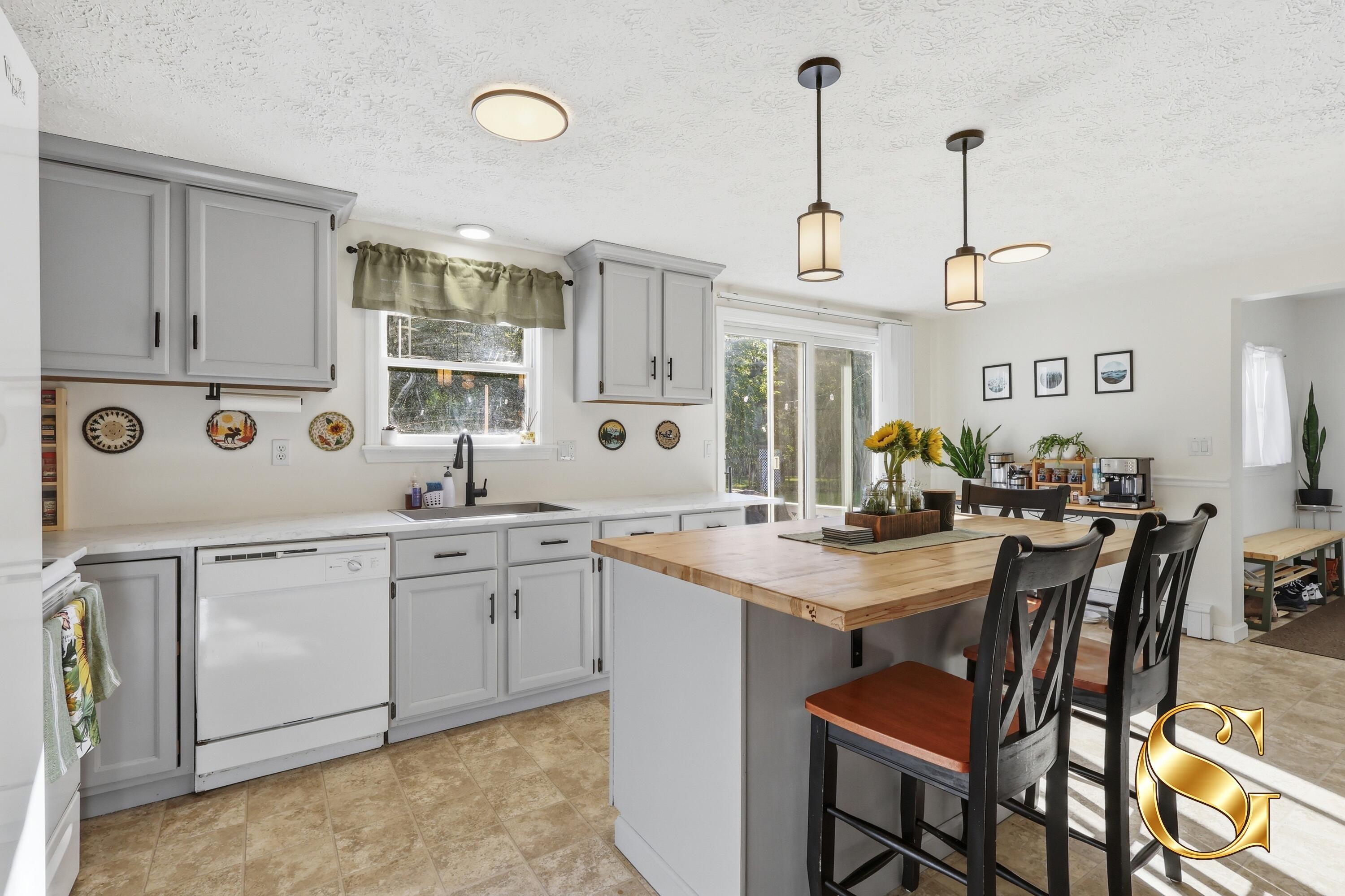 16 Coville Road, Topsham, ME 04086 20