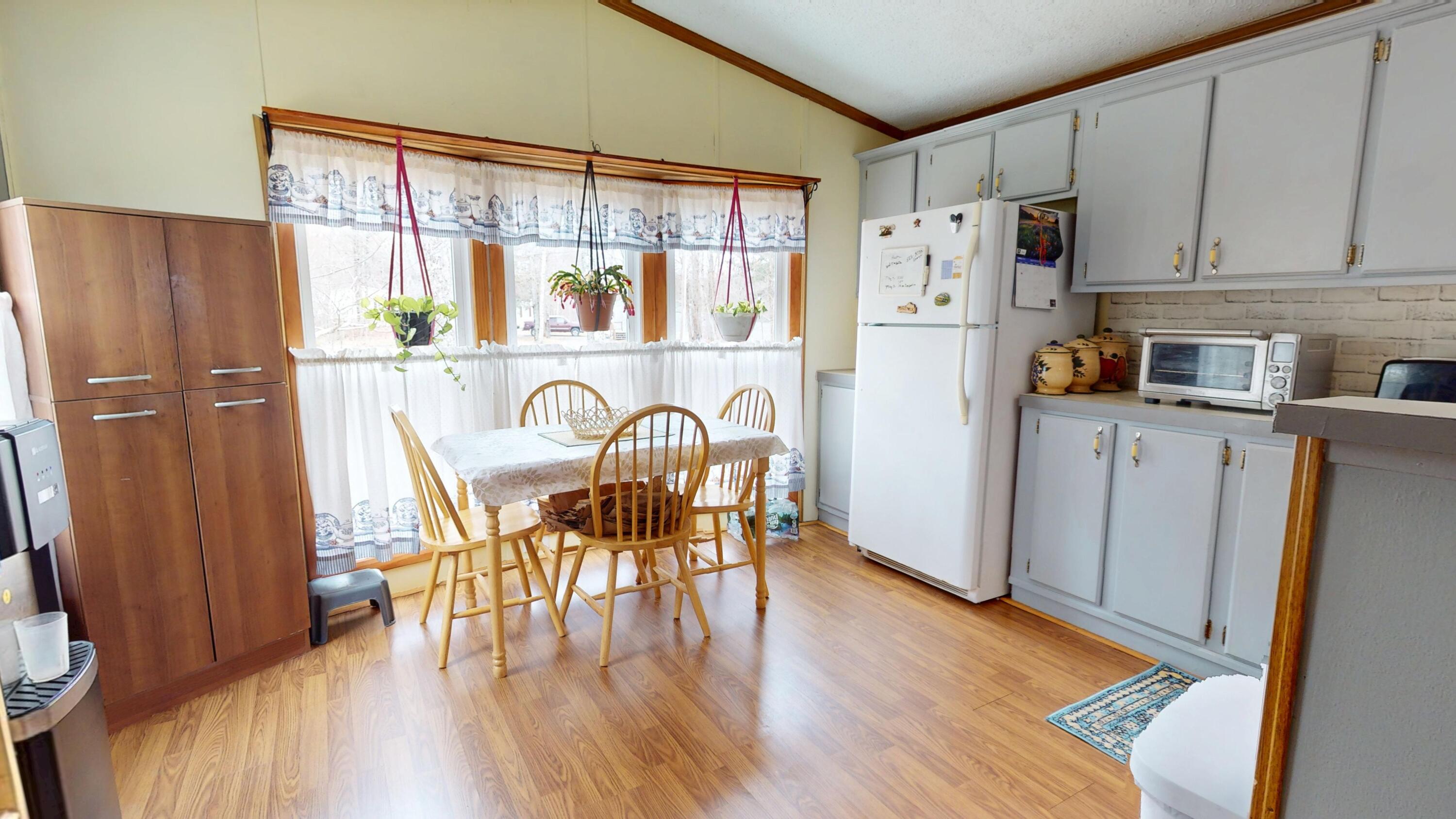 65 Amys Circle, Dresden, ME, 04342