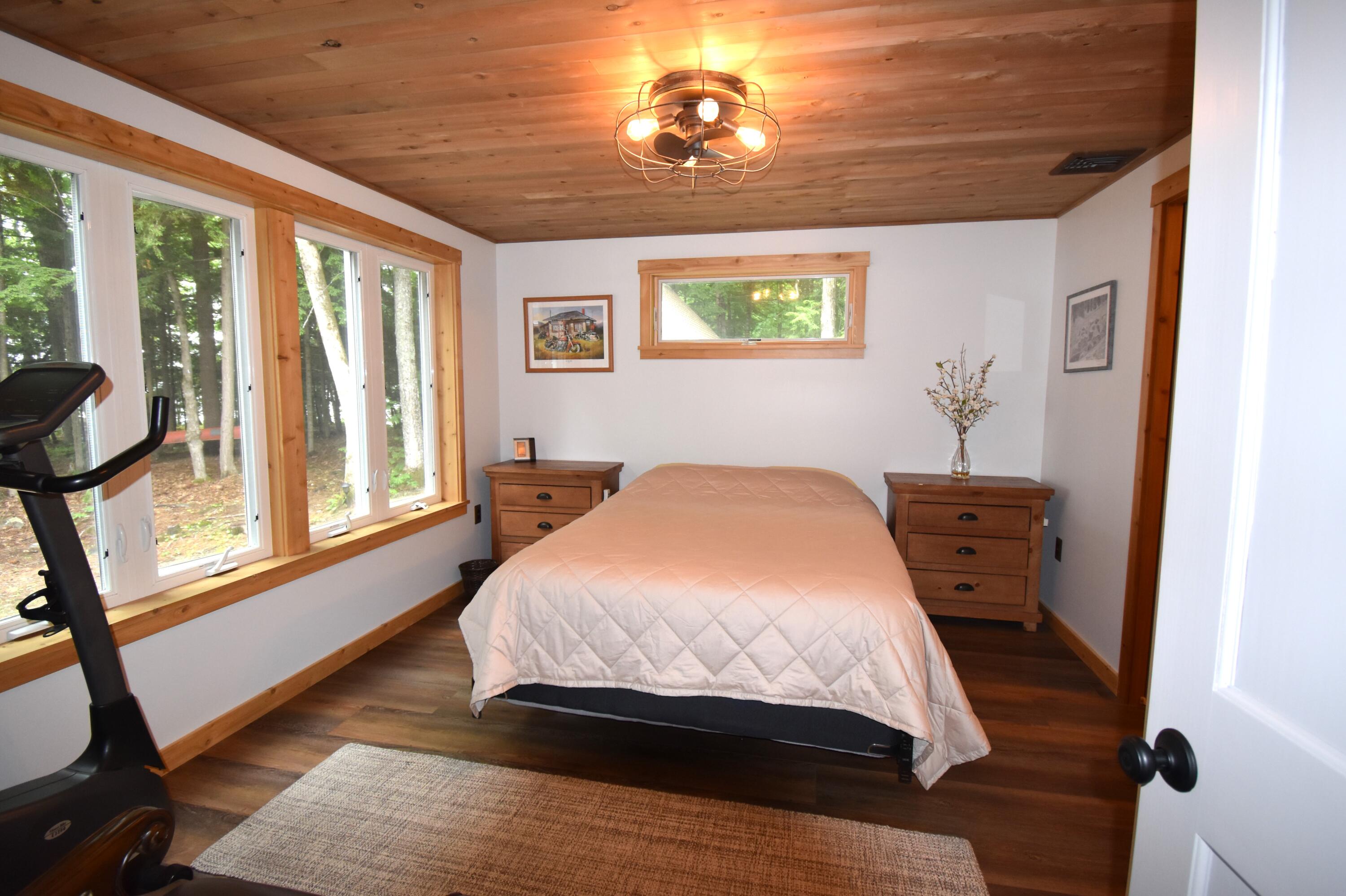 107 Shady Lane, Newport, ME, 04953