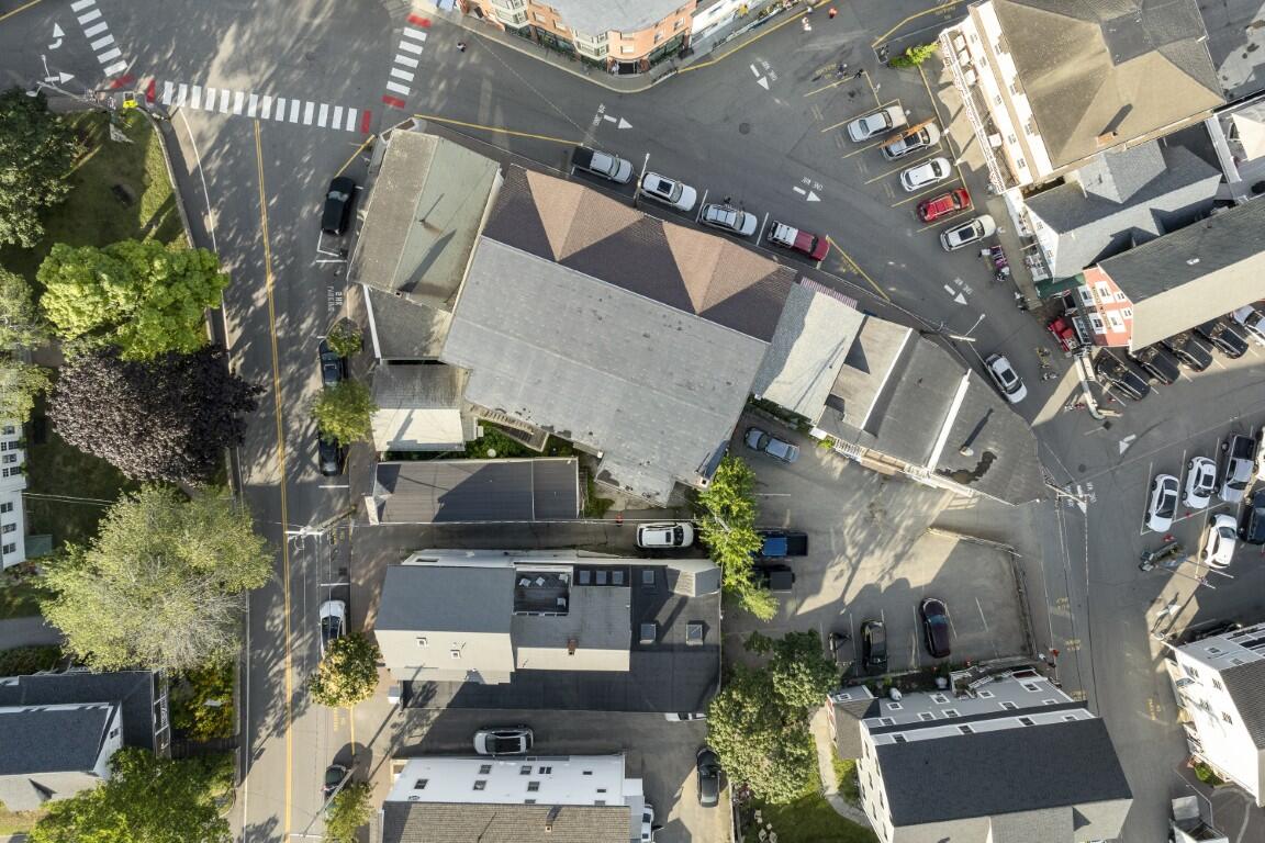 10 Mckown Street, Boothbay Harbor, ME, 04538