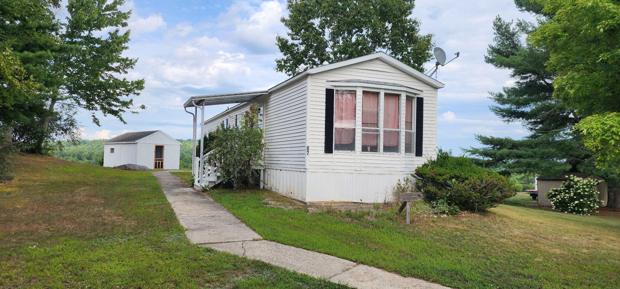 Photo of 87 Pleasant Hill Road Limerick ME 04048