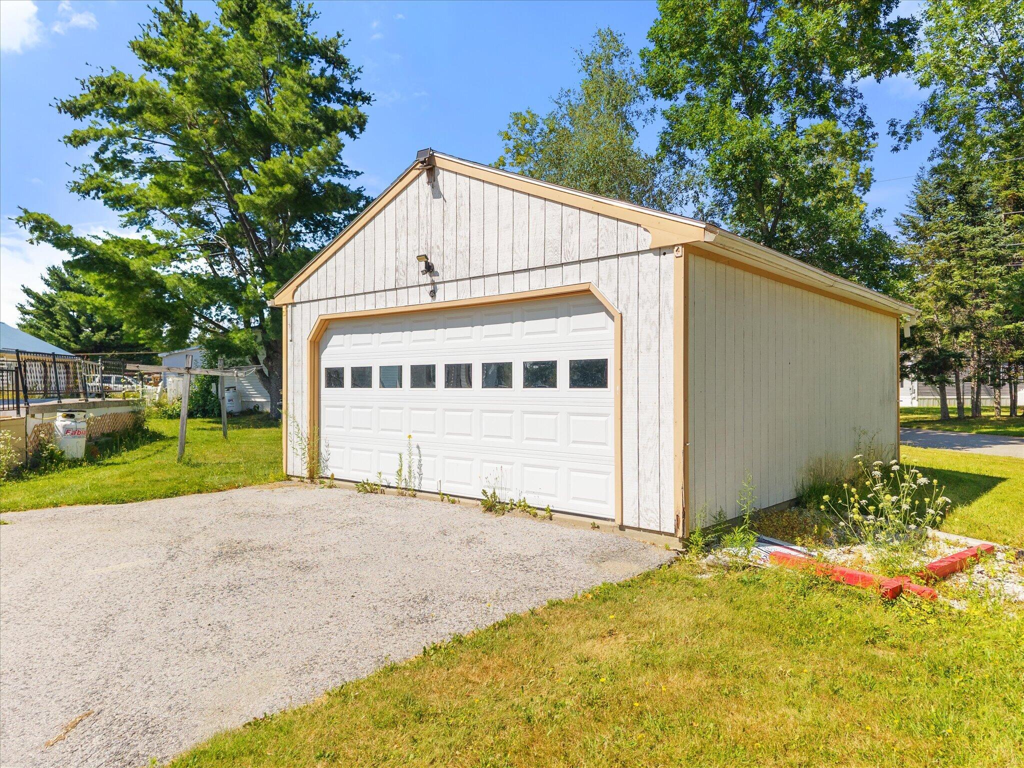 12-85 Shepherd Dr