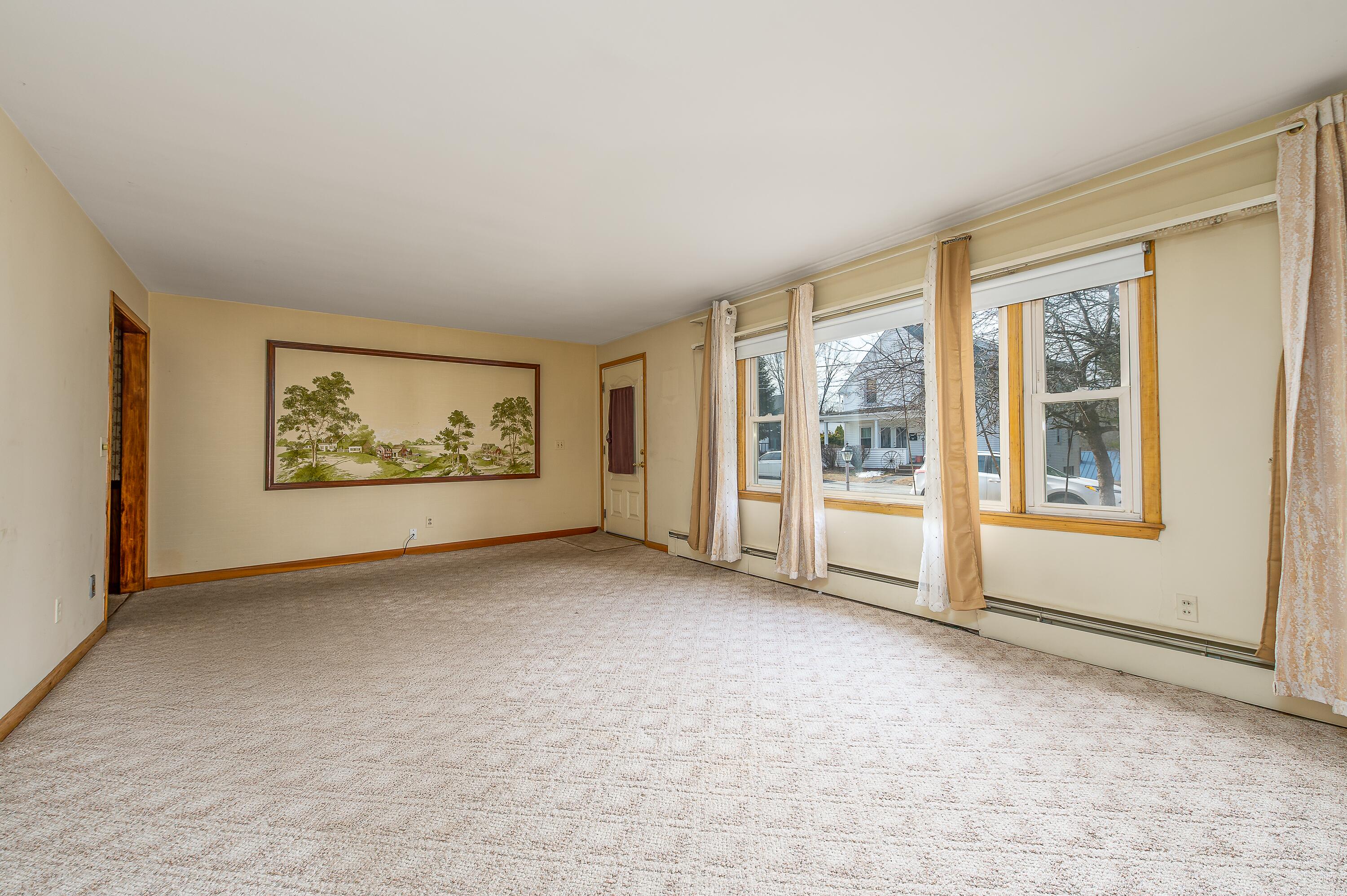 24 Highland Avenue, Lewiston, ME, 04240
