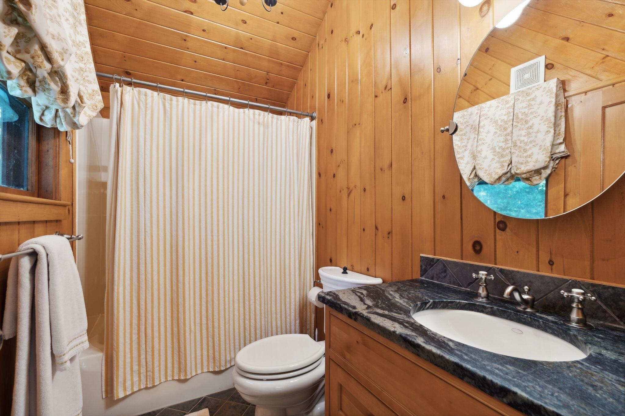 224 Ledges Road S, Naples, ME, 04055