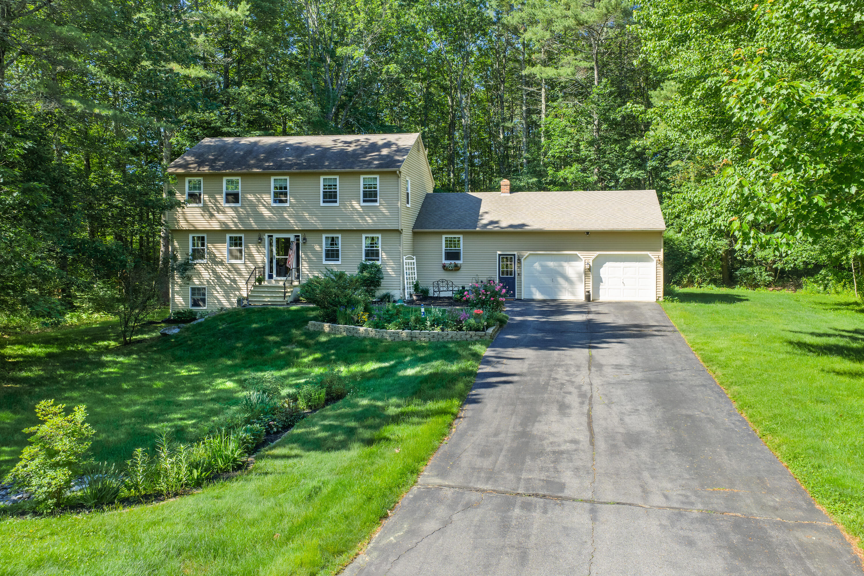 Photo of 9 Juniper Lane Falmouth ME 04105