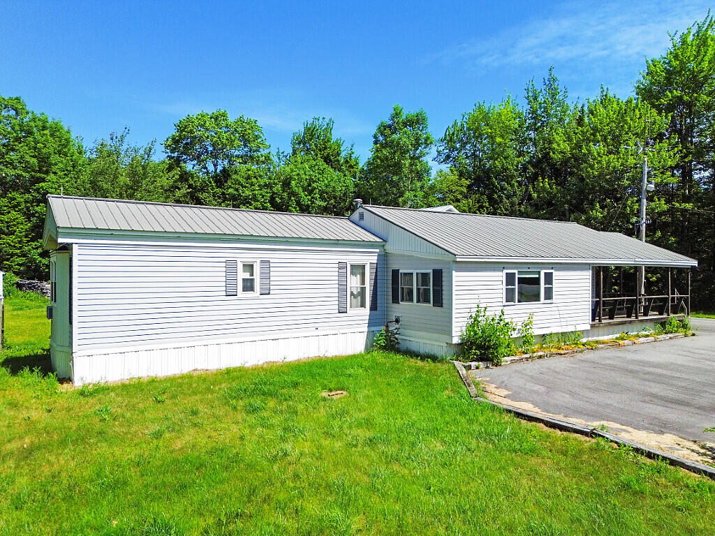 1650 N Belfast Avenue, Vassalboro, ME 04989 44