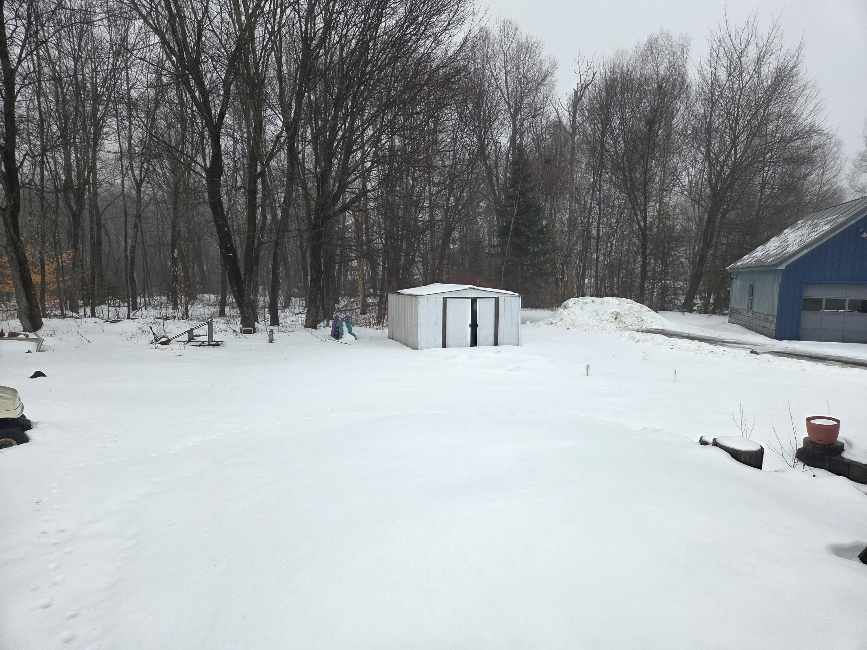 90 Bates Street, Millinocket, ME, 04462