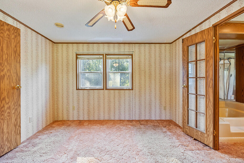 41 Milkweed Lane, Sidney, ME, 04330