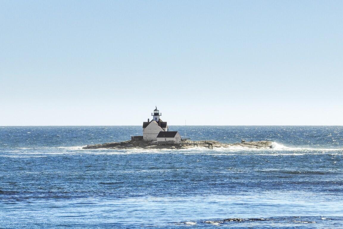 22 Gray Road, Southport, ME, 04576