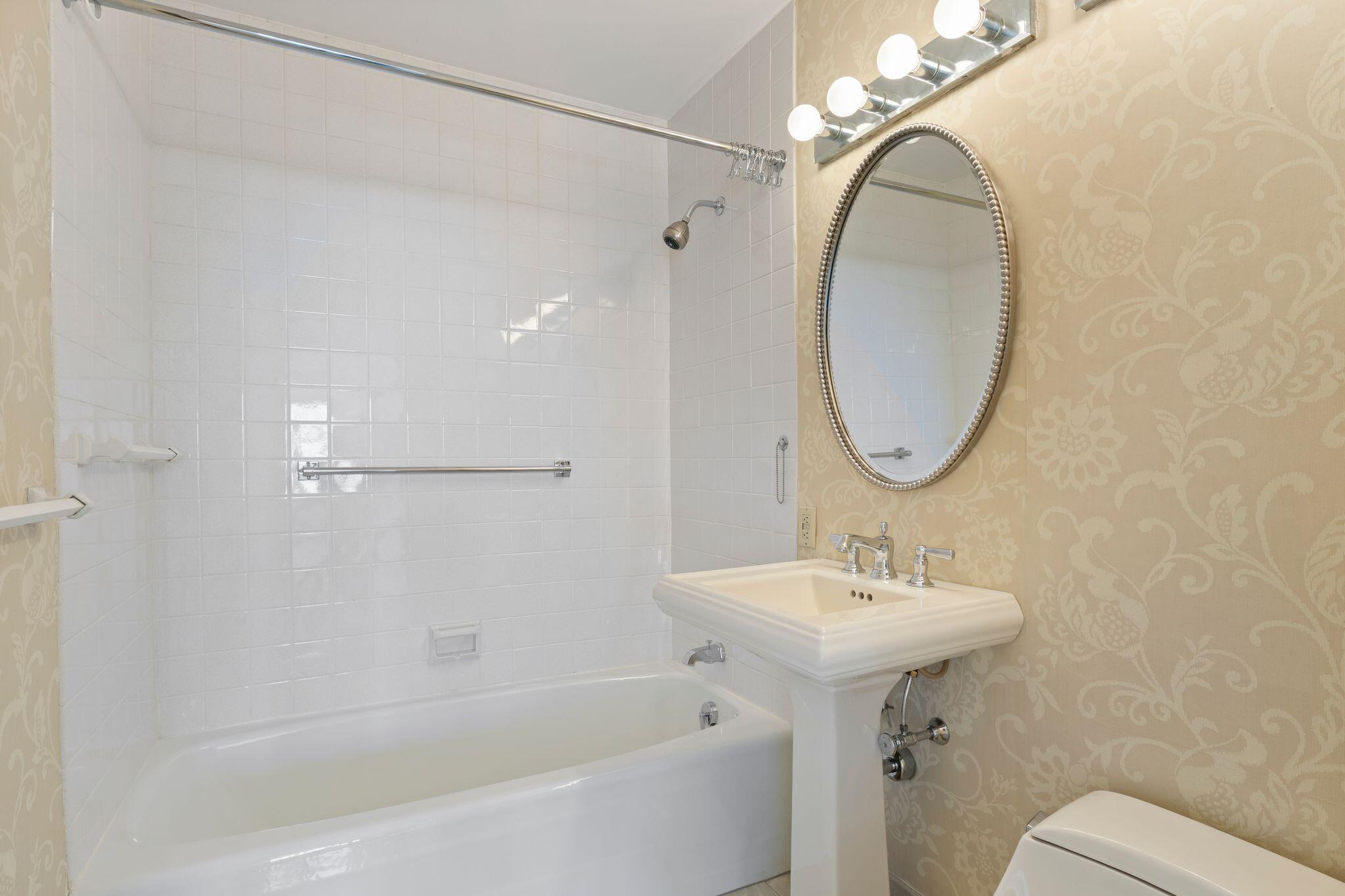 45 Eastern Promenade UNIT 11H, Portland, ME, 04101