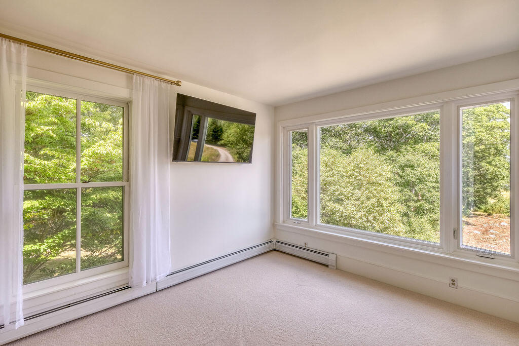 565 Bagaduce Road, Brooksville, ME, 04617