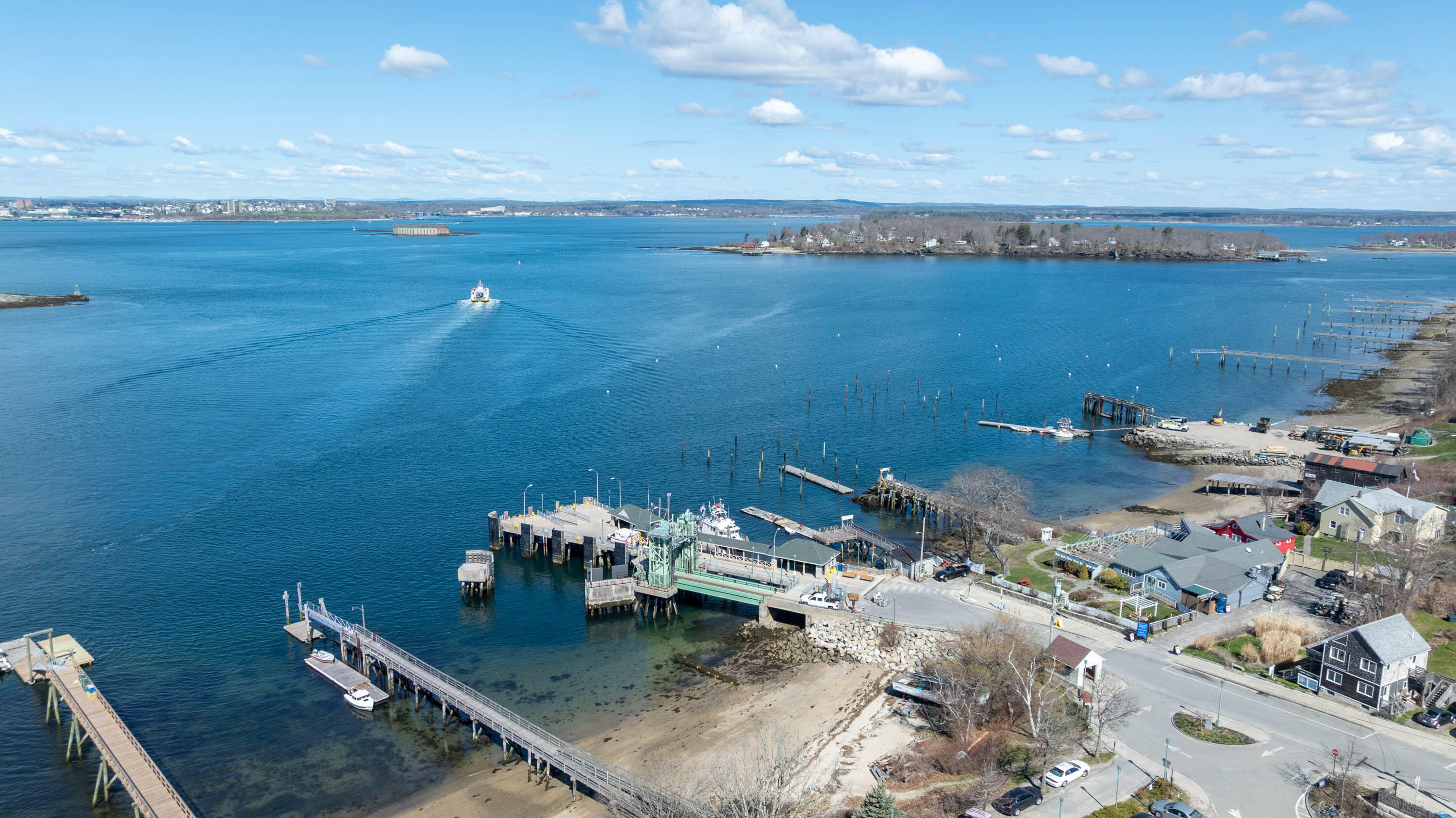 11 Oakland Avenue, Portland, ME, 04108