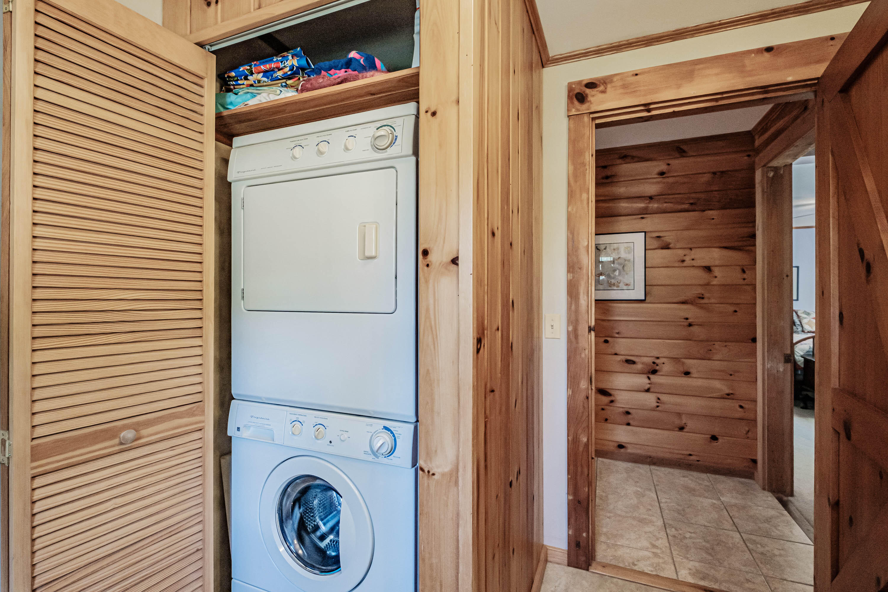 105 Maki Lane, Greenwood, ME, 04255