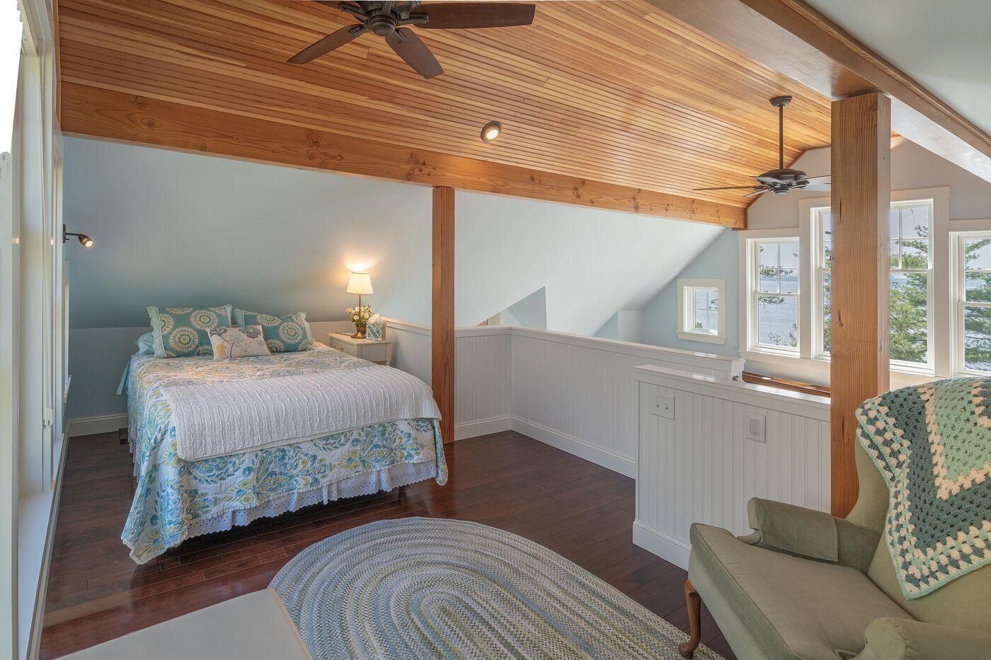 361 Cape Road, Raymond, ME, 04071 361 Cape Road, Raymond, ME, 04071