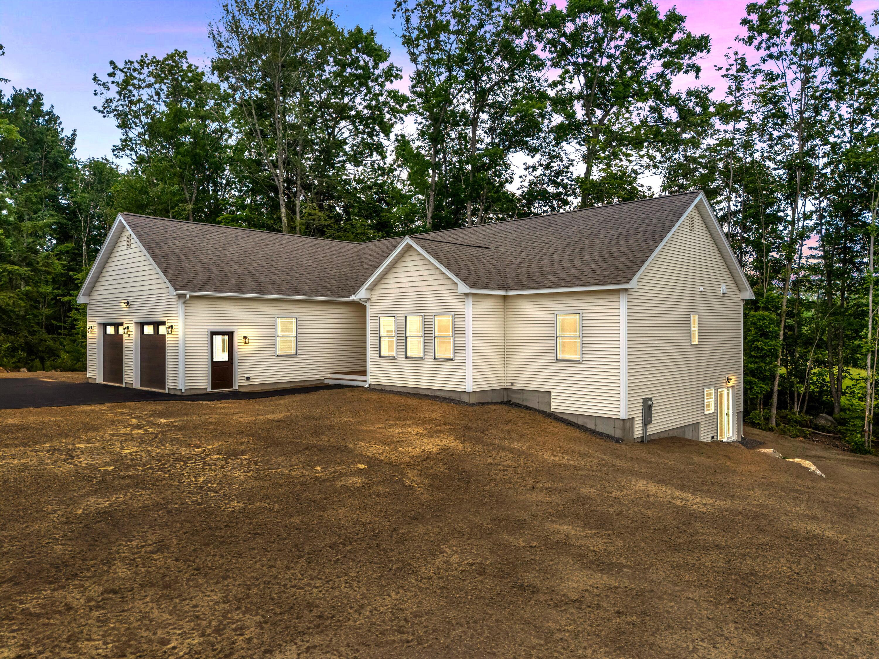 Photo of 20 Eastern Lane Standish ME 04084