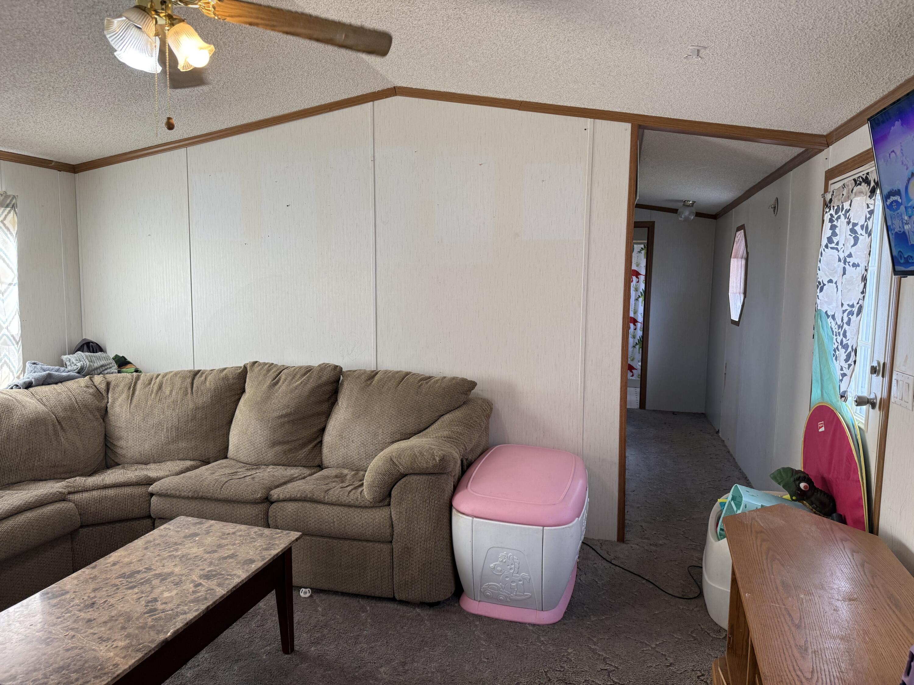 43 Whitten Road, Clinton, ME, 04927