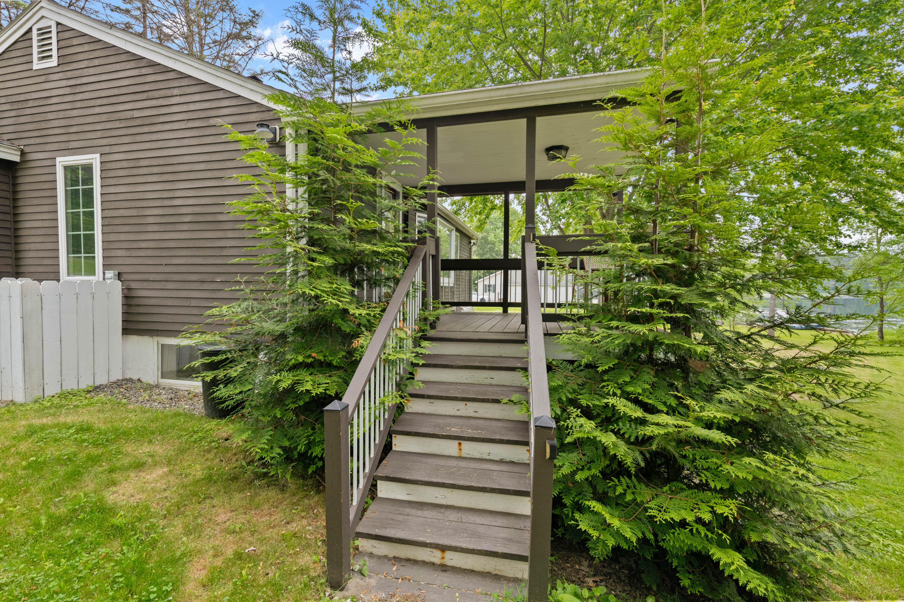 998 Lewiston Road, West Gardiner, ME, 04345