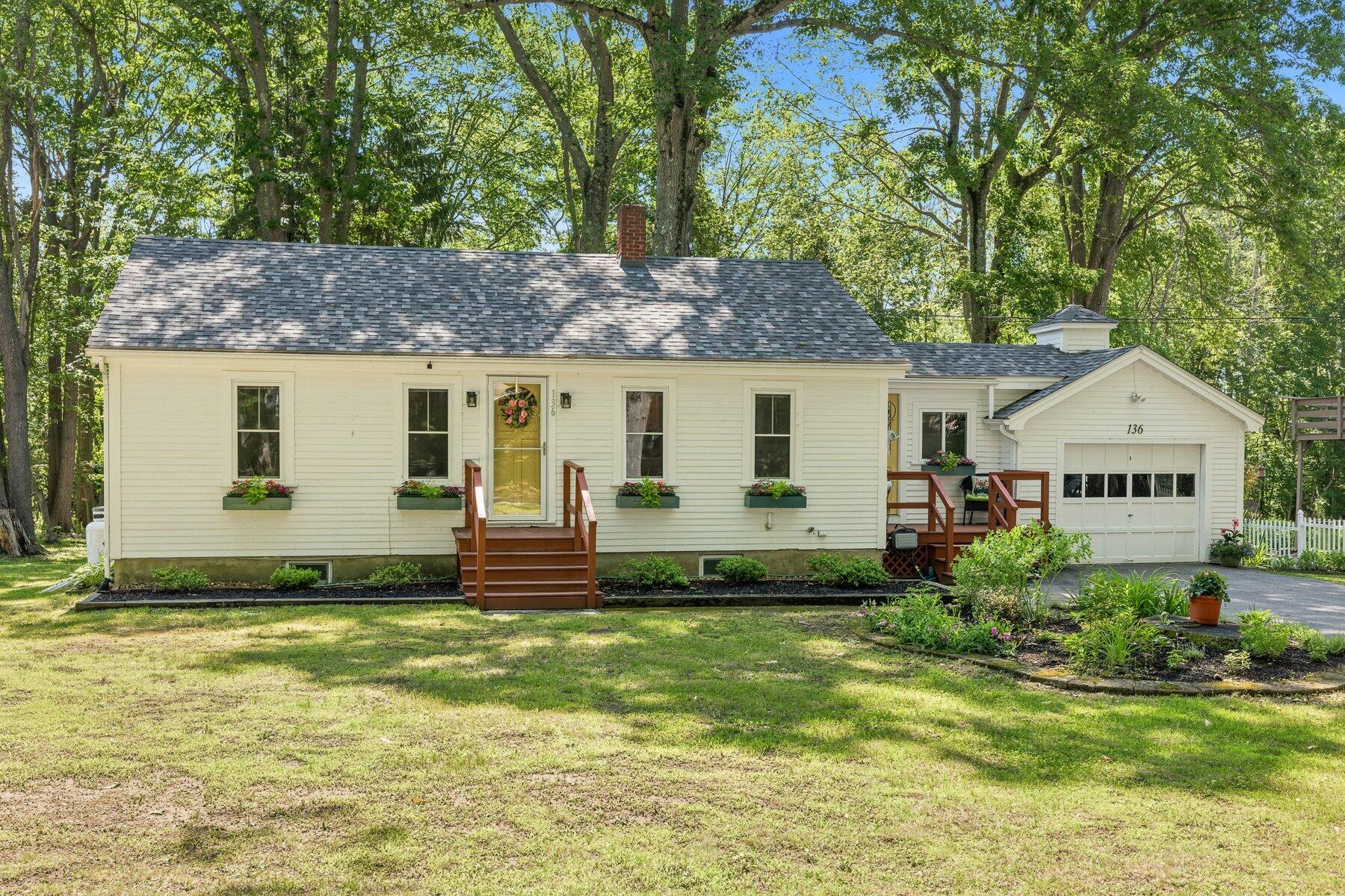 Photo of 136 Martin Road Kittery ME 03904