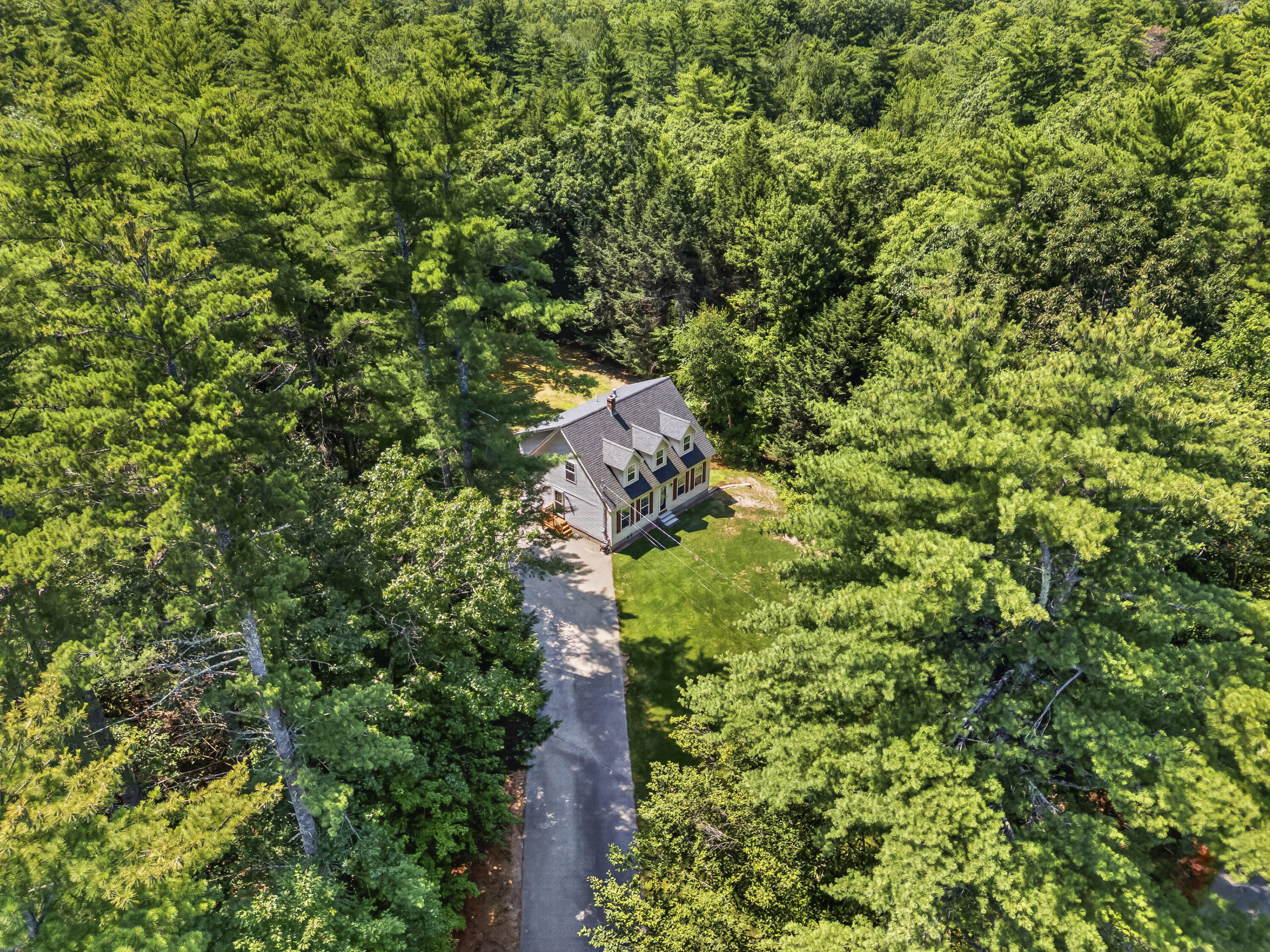 152 Sand Pond Rd, Sanford