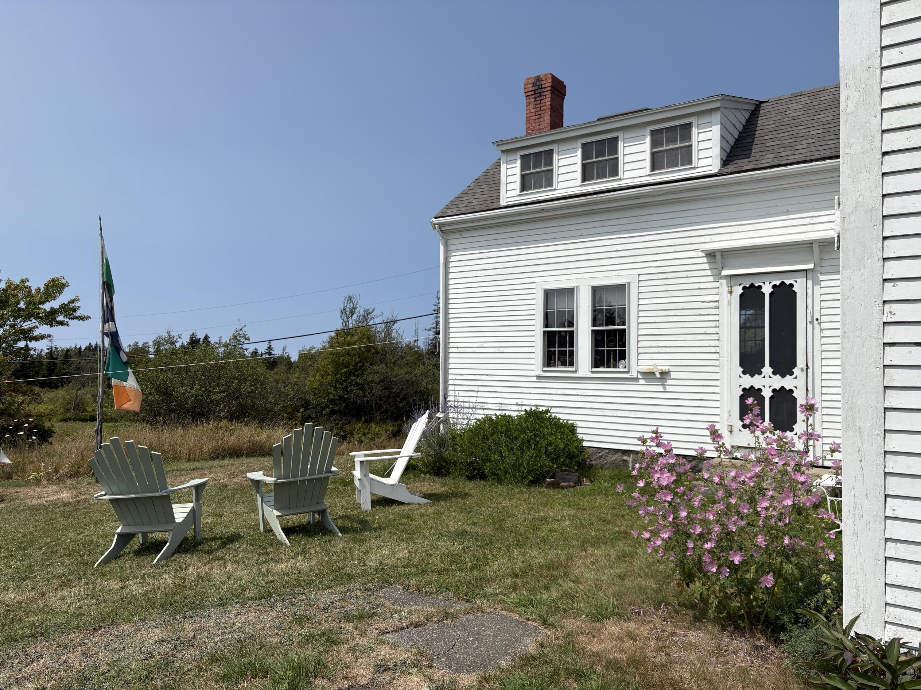 3 SOUTH Road, Matinicus Isle Plt, ME, 04851