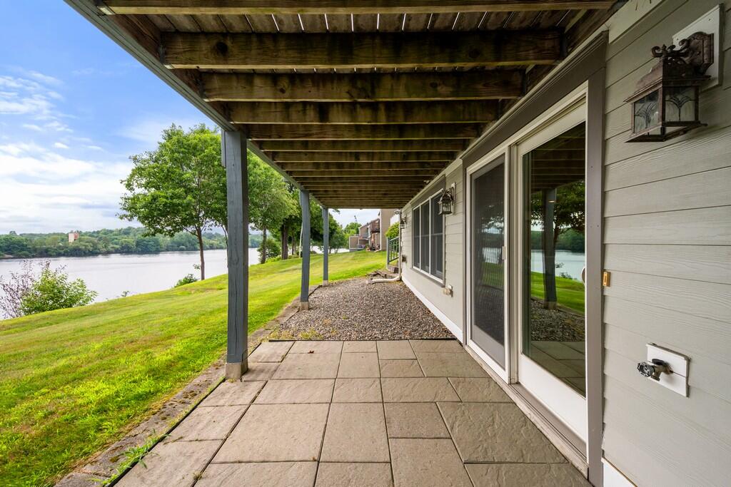 15 Harbor Drive UNIT 15, Brewer, ME, 04412