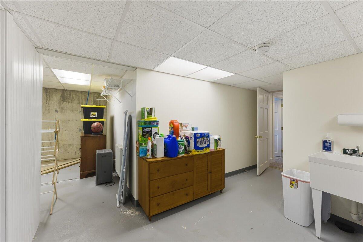 79 Perkins Street, Castine, ME, 04421