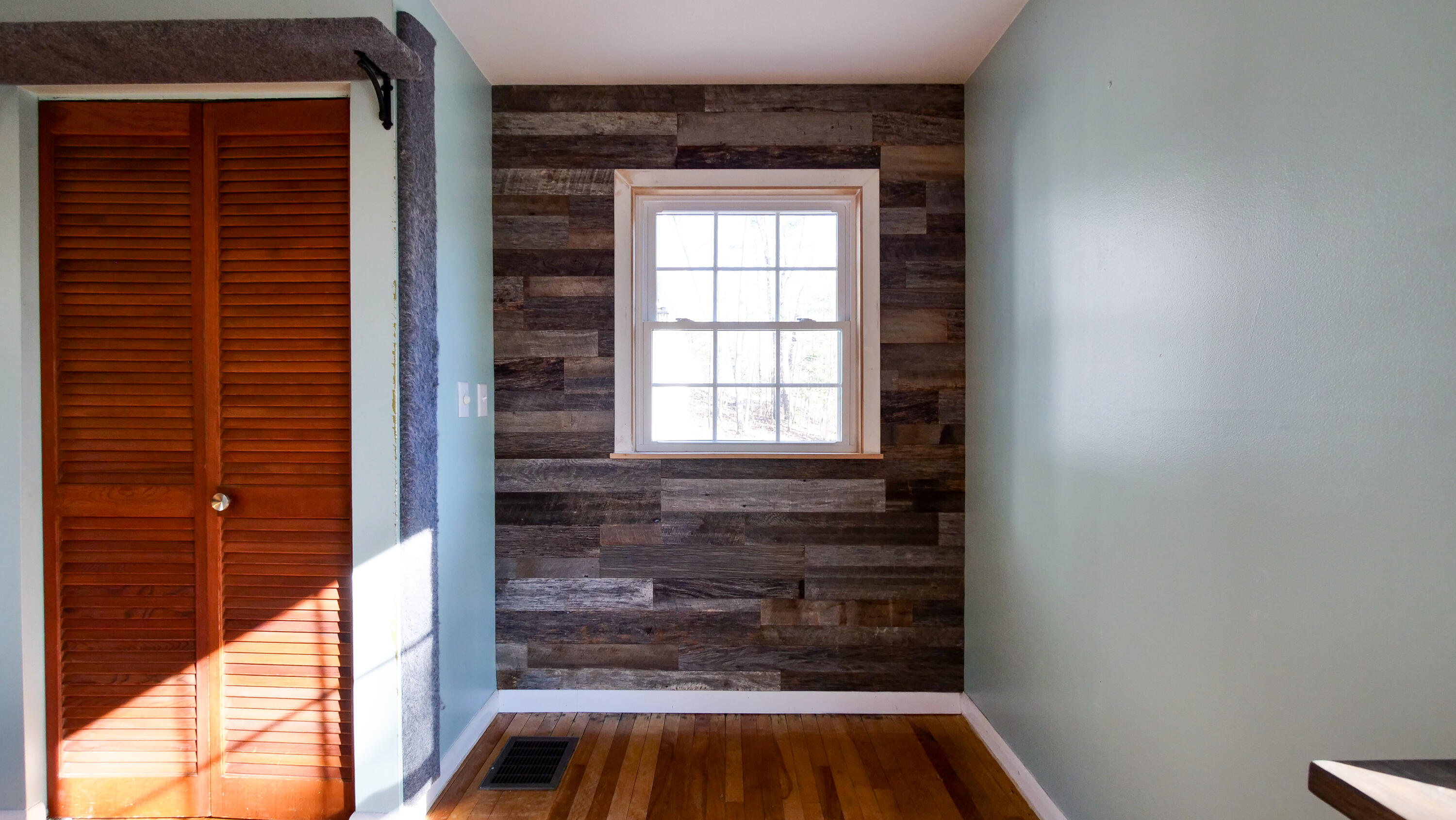 16 Gardner Road, Orono, ME, 04473