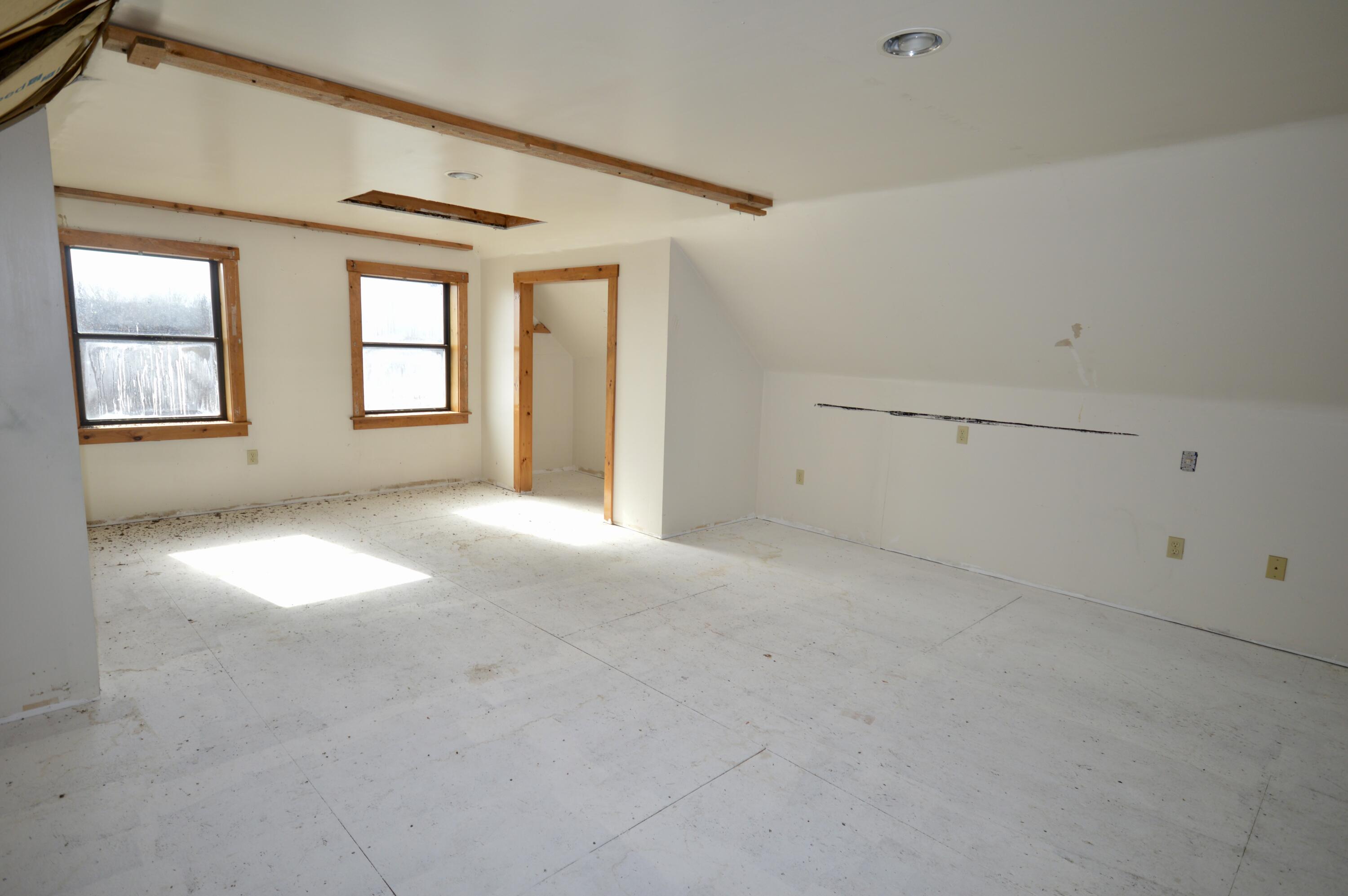 118 North Road, Dixmont, ME, 04932